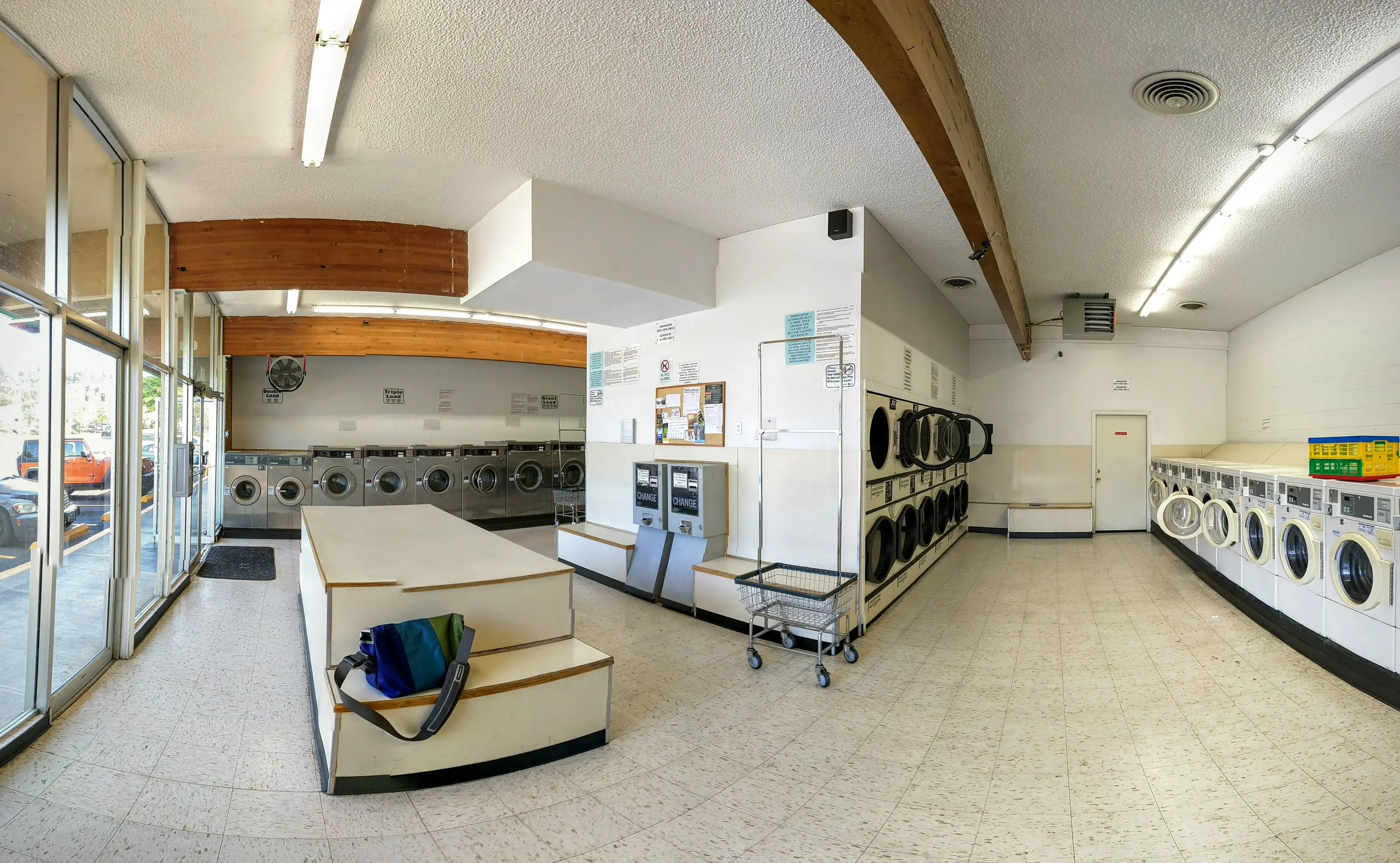 Vermont Hills Laundromat thumbnail 12