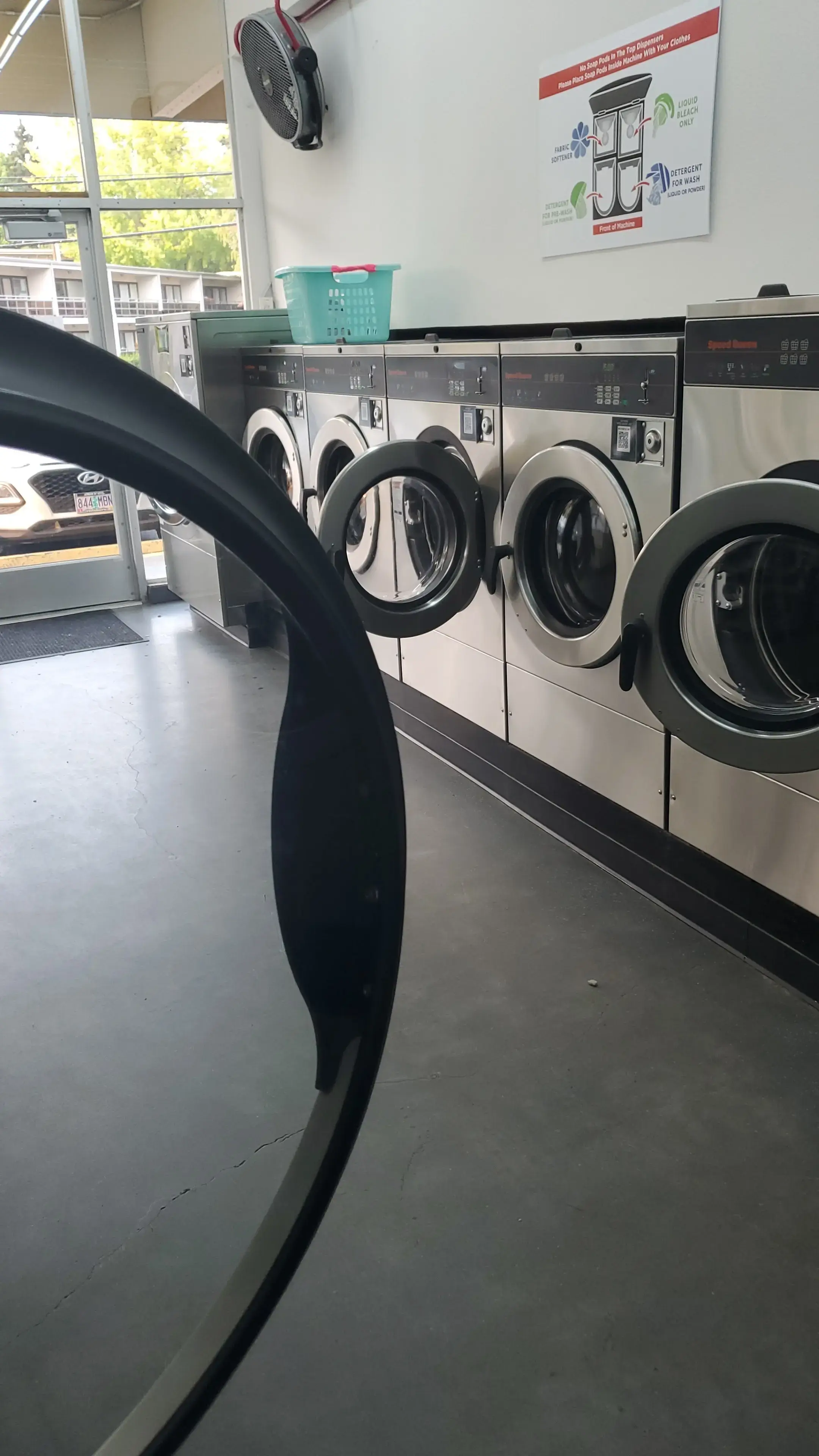 Vermont Hills Laundromat thumbnail 20