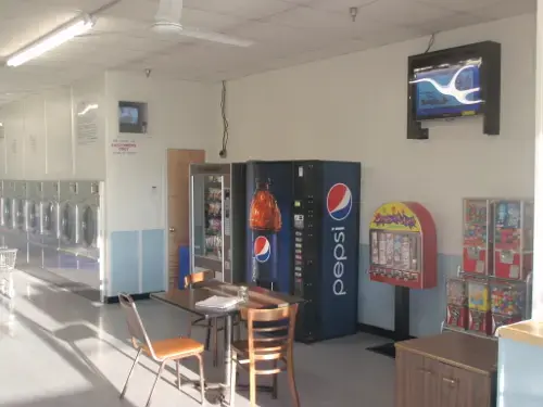 Verona Laundry Land Laundromat thumbnail 4