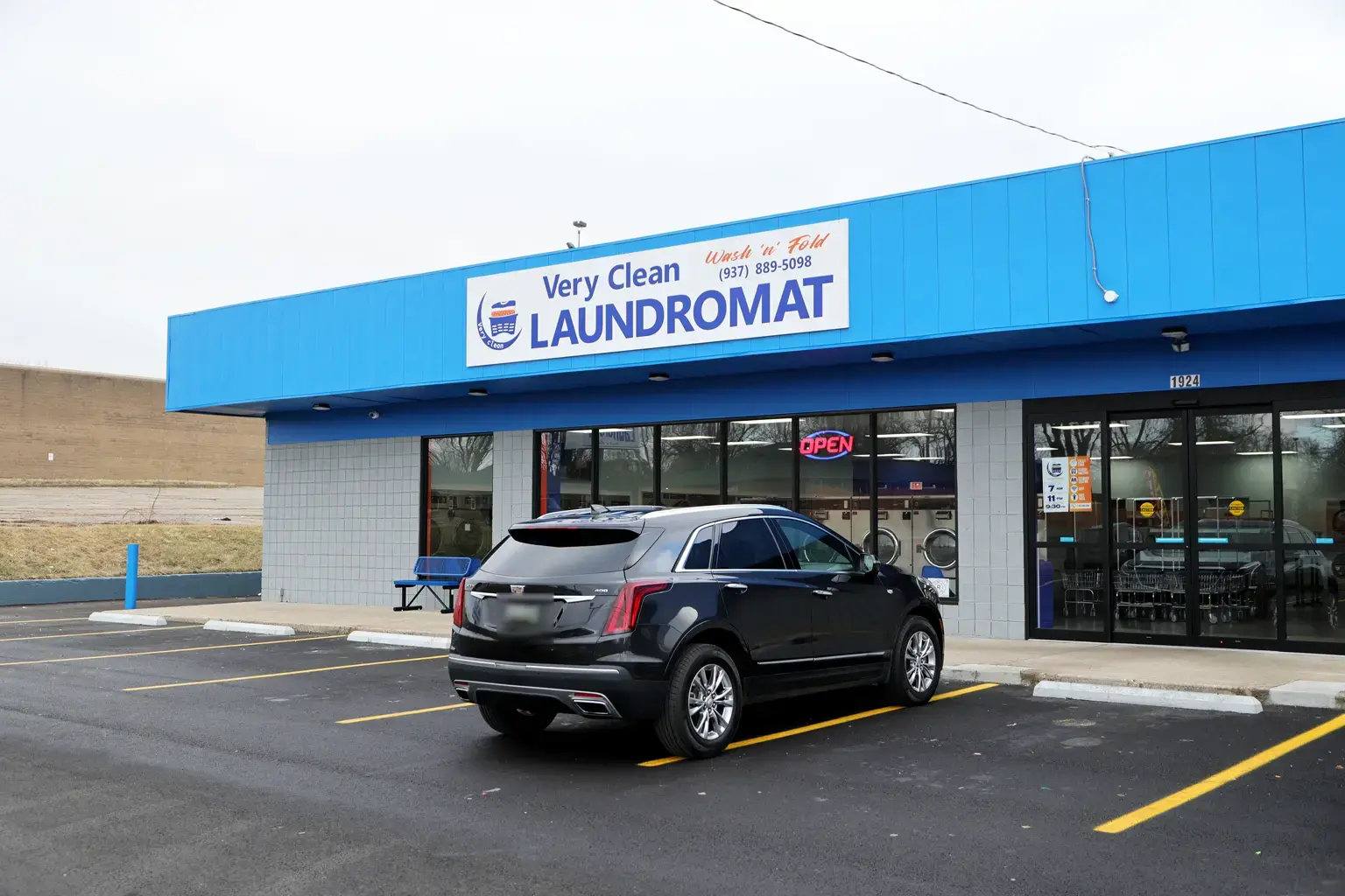 Very clean laundromat - Image 4