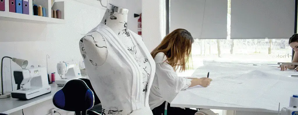 Vesti Estilo Dry Cleaning & Alteration Miami thumbnail 5