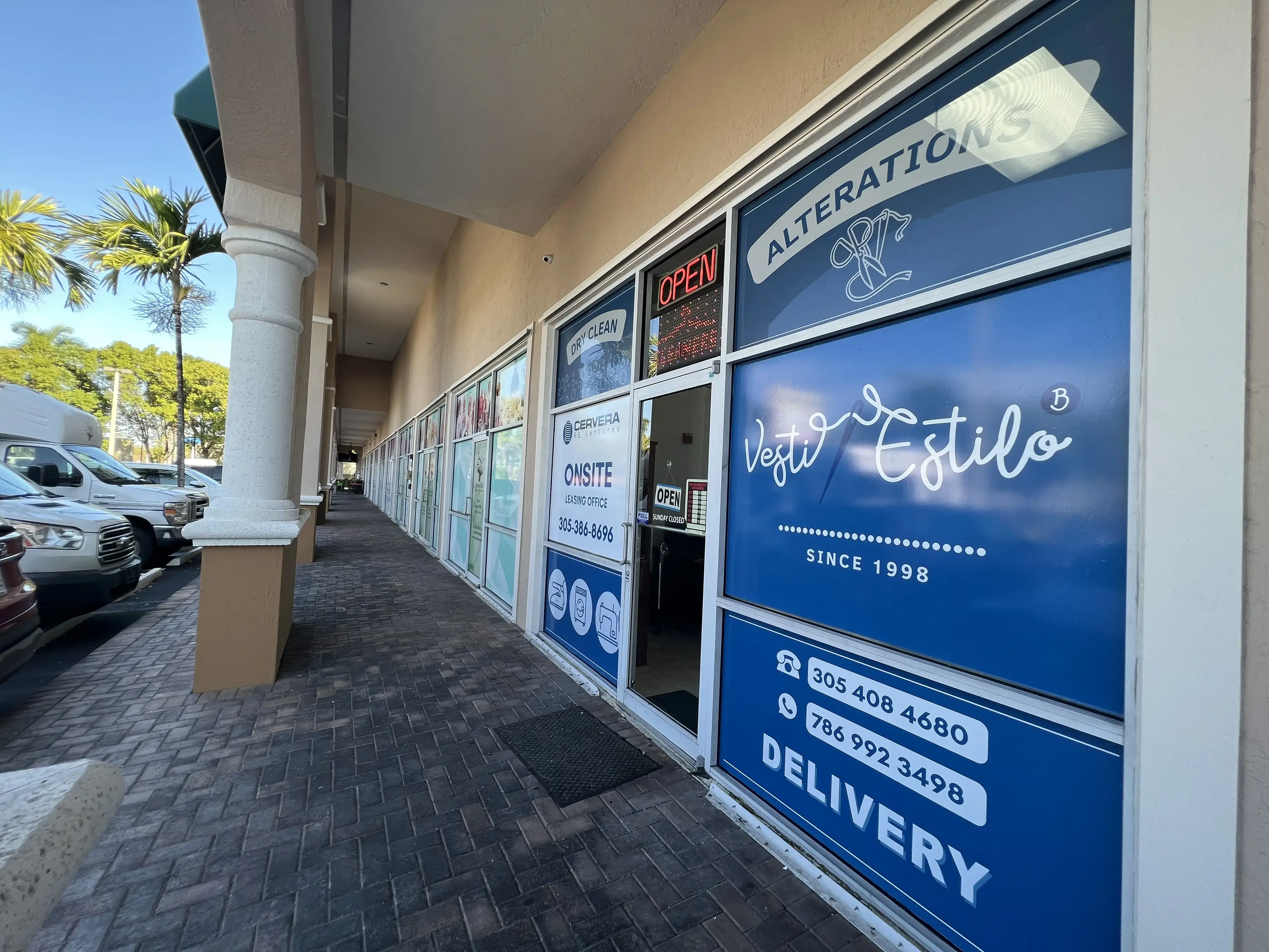 Vesti Estilo Dry Cleaning & Alteration Miami - Image 9