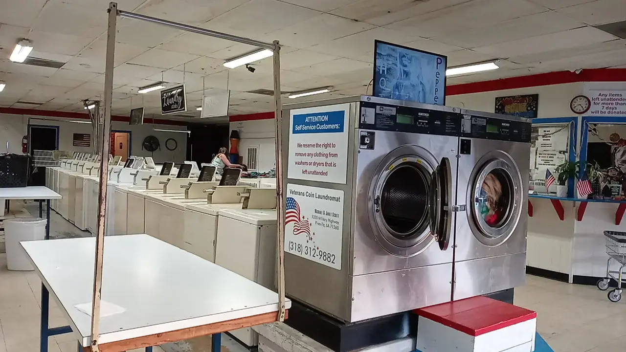 Veterans Coin Laundromat thumbnail 2