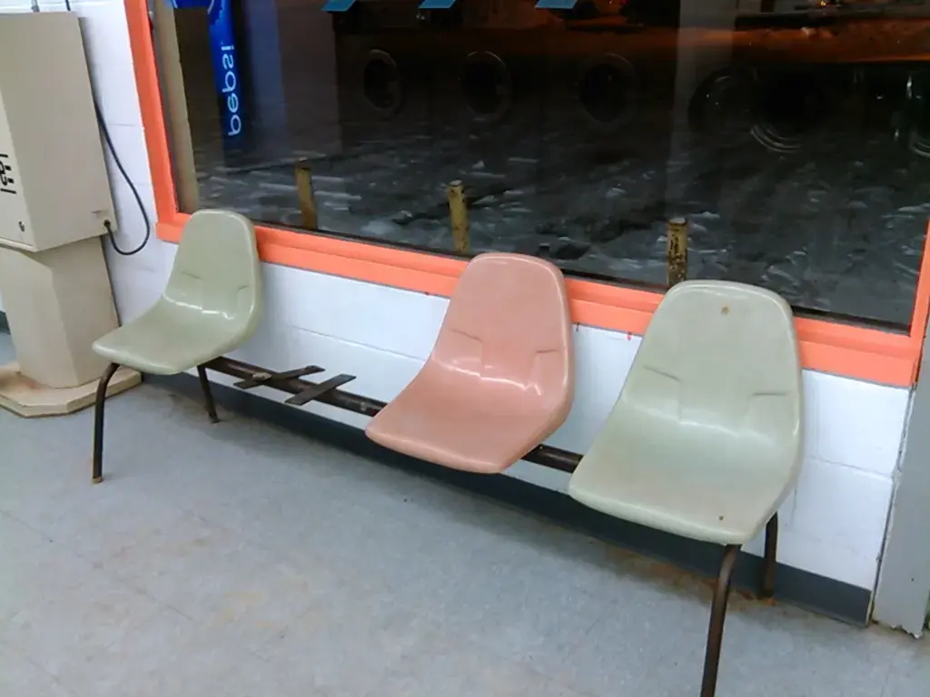 Vevay Coin Laundry thumbnail 9