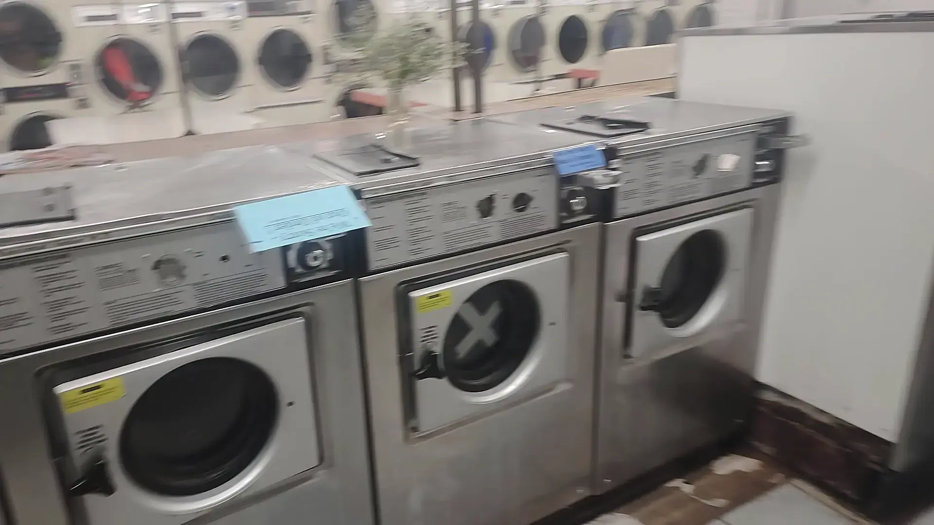 Vevay Coin Laundry thumbnail 16