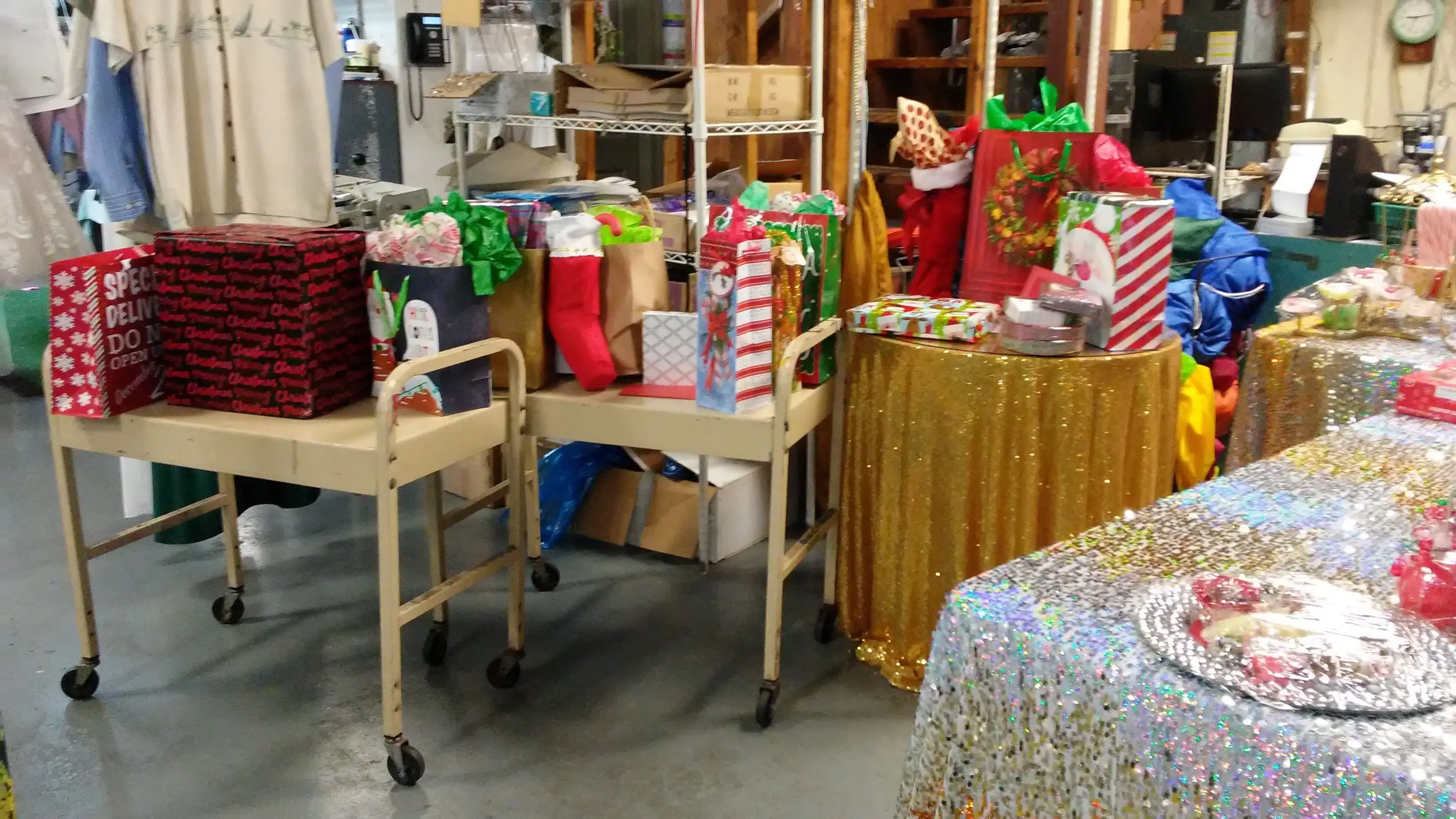 Vick's Cleaners - Image 2