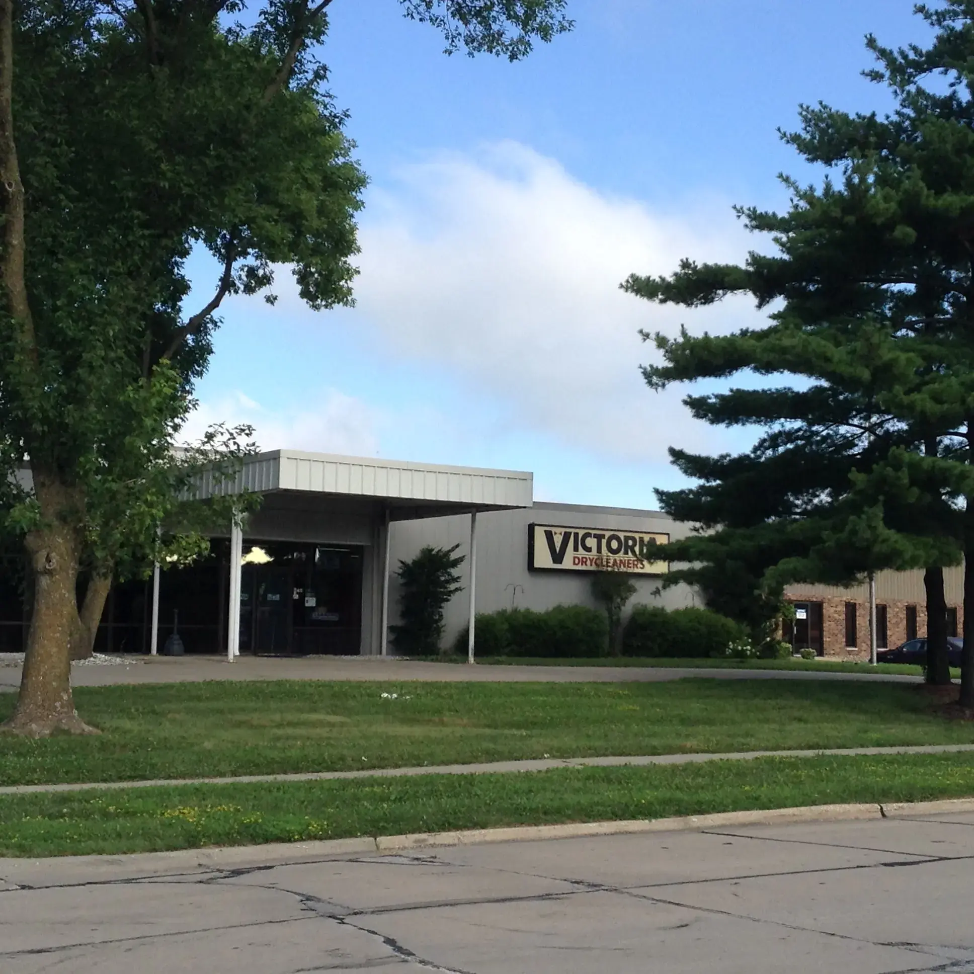 Victoria Cleaners - Image 2