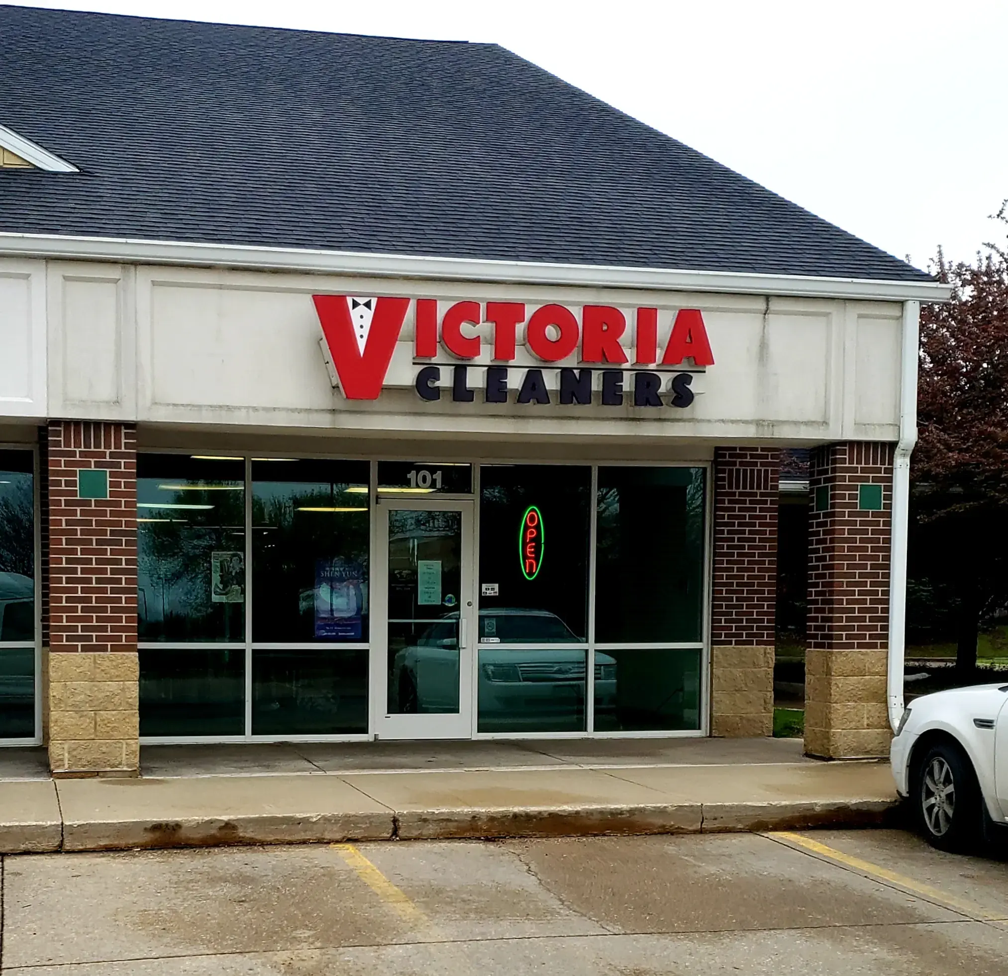 Victoria Cleaners - Image 2