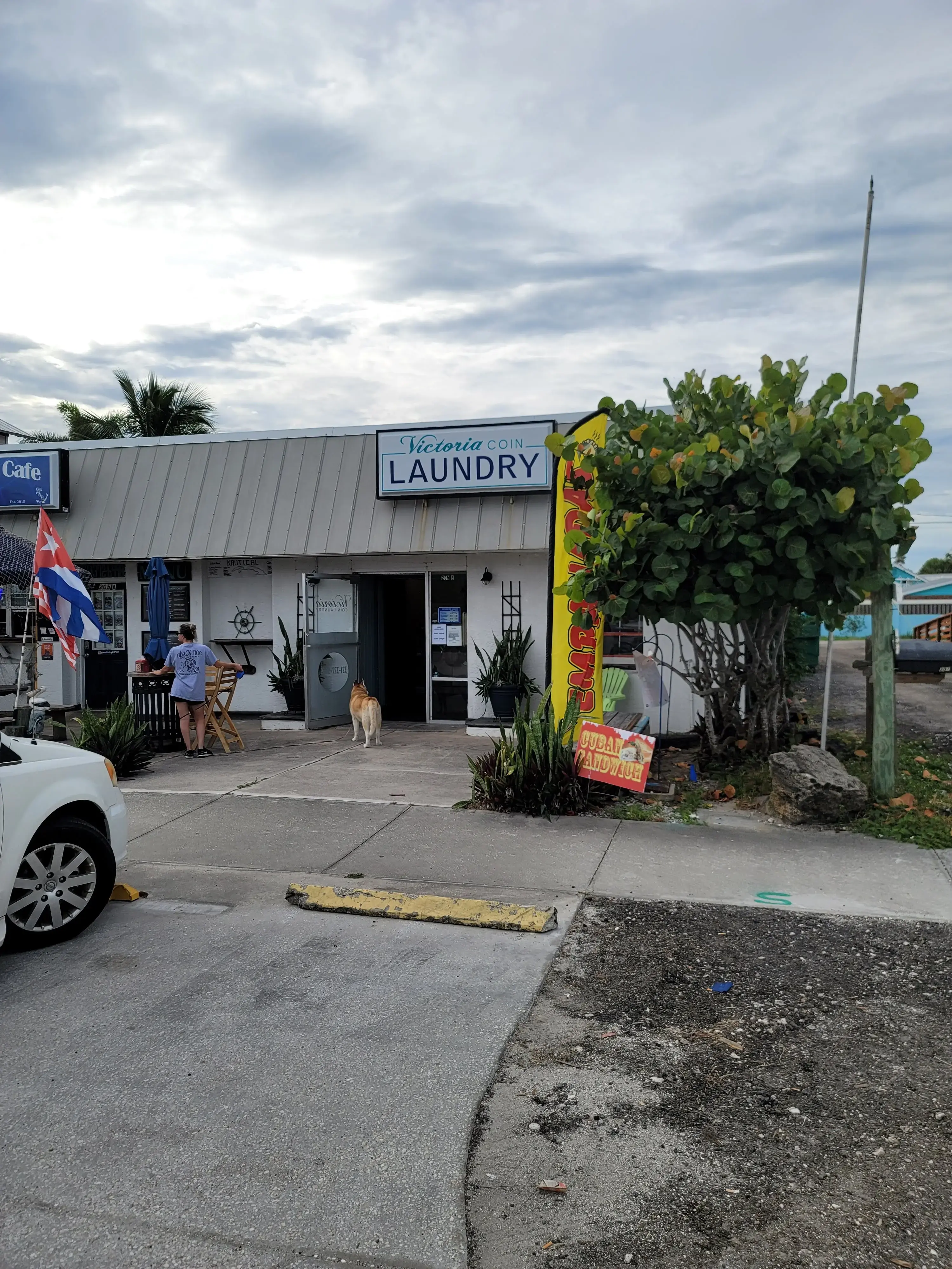 Victoria Coin Laundry - Image 5