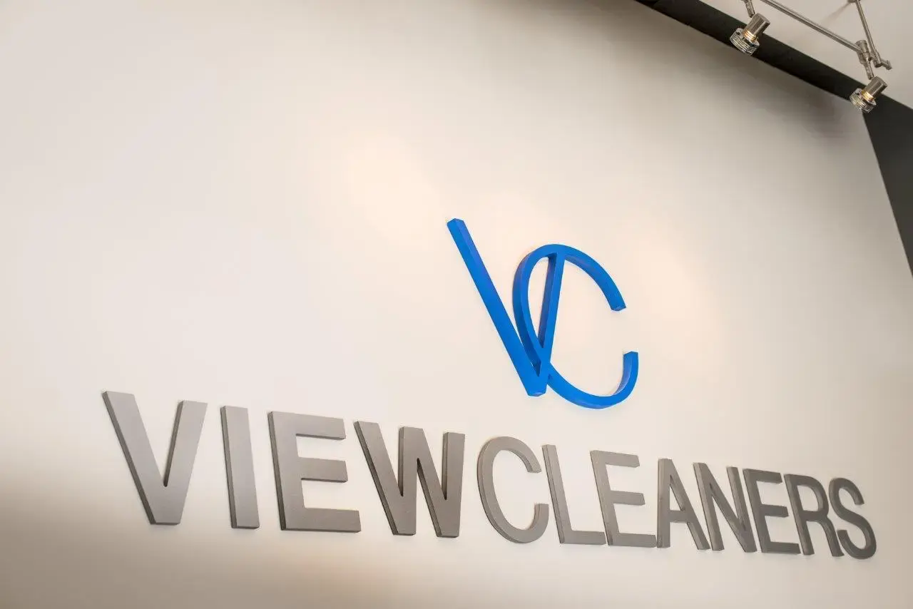 View Cleaners - Image 7