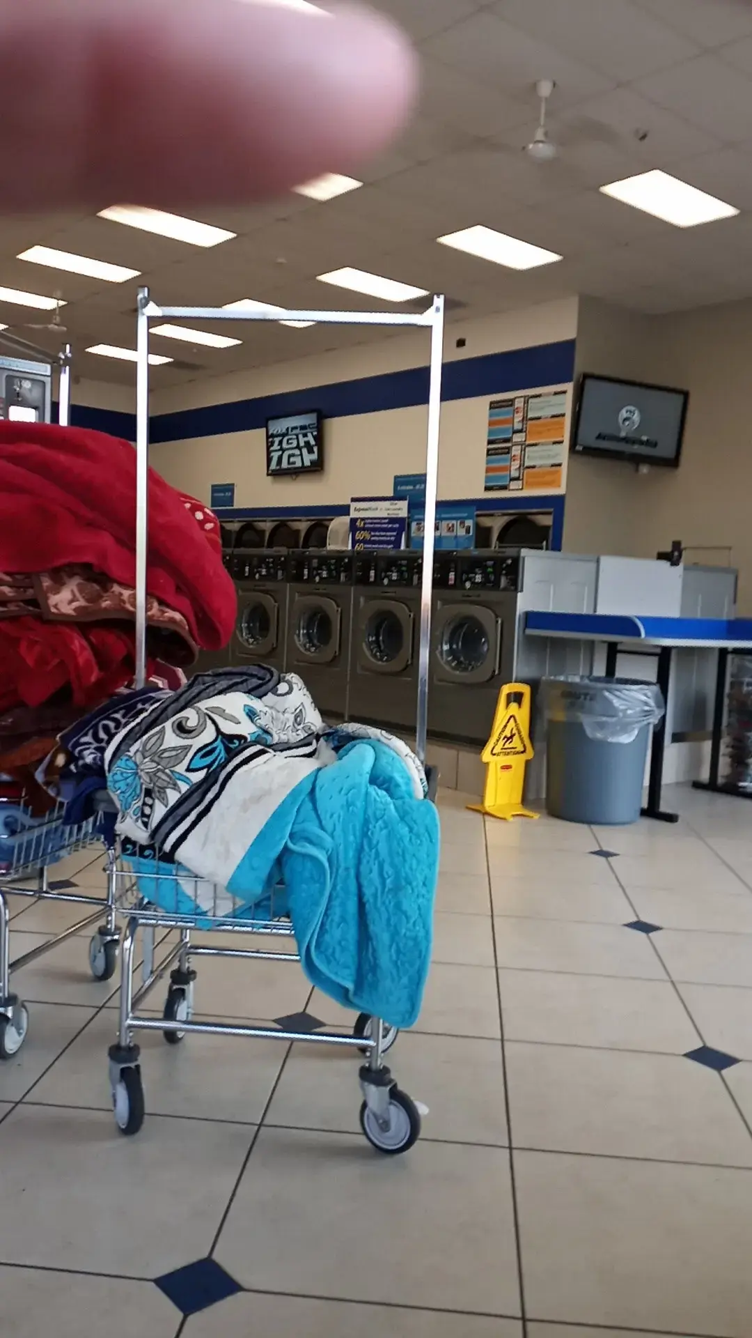 Village Coin Laundry - West Valley thumbnail 17