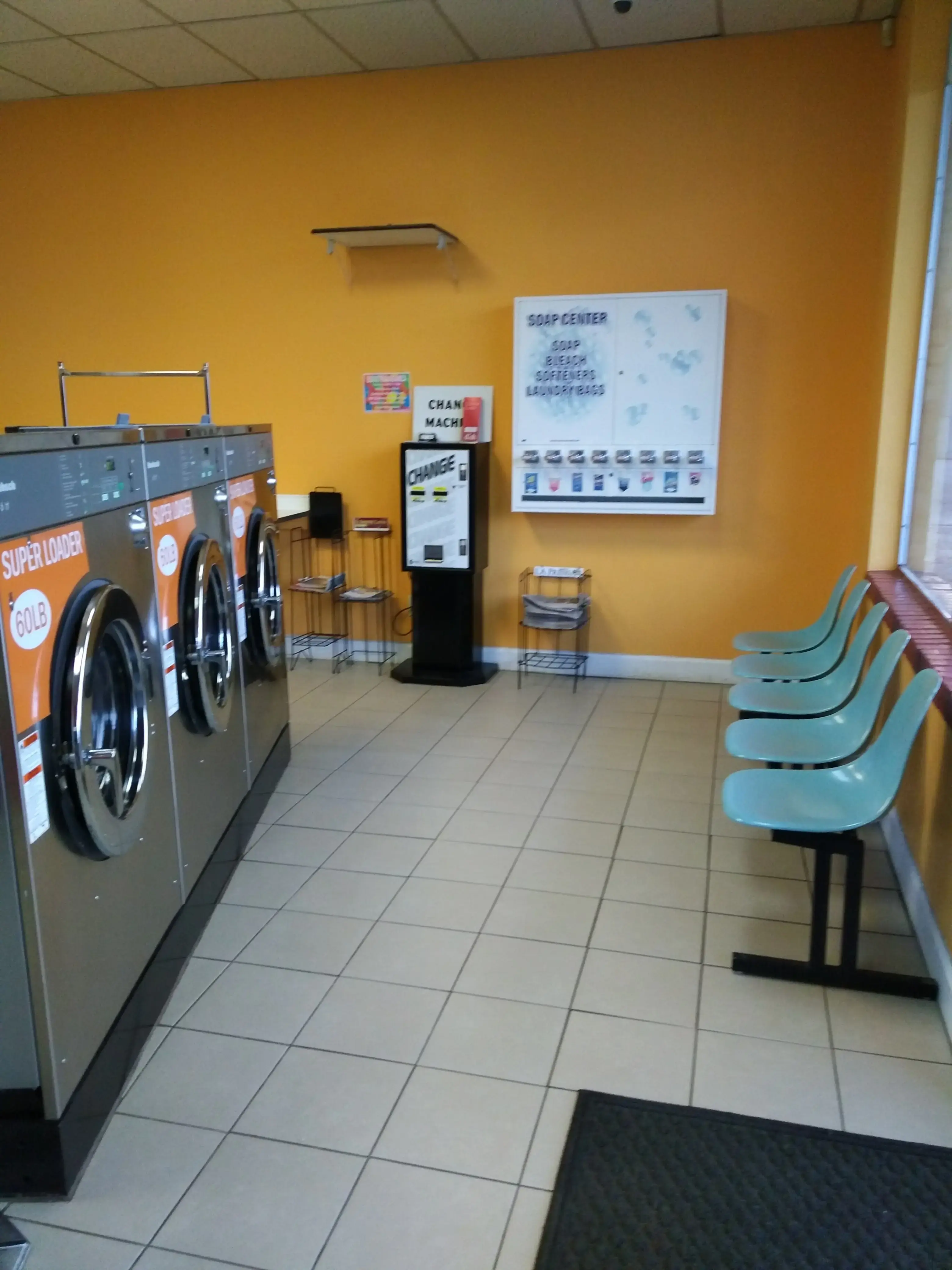 Village Coin Laundry thumbnail 20