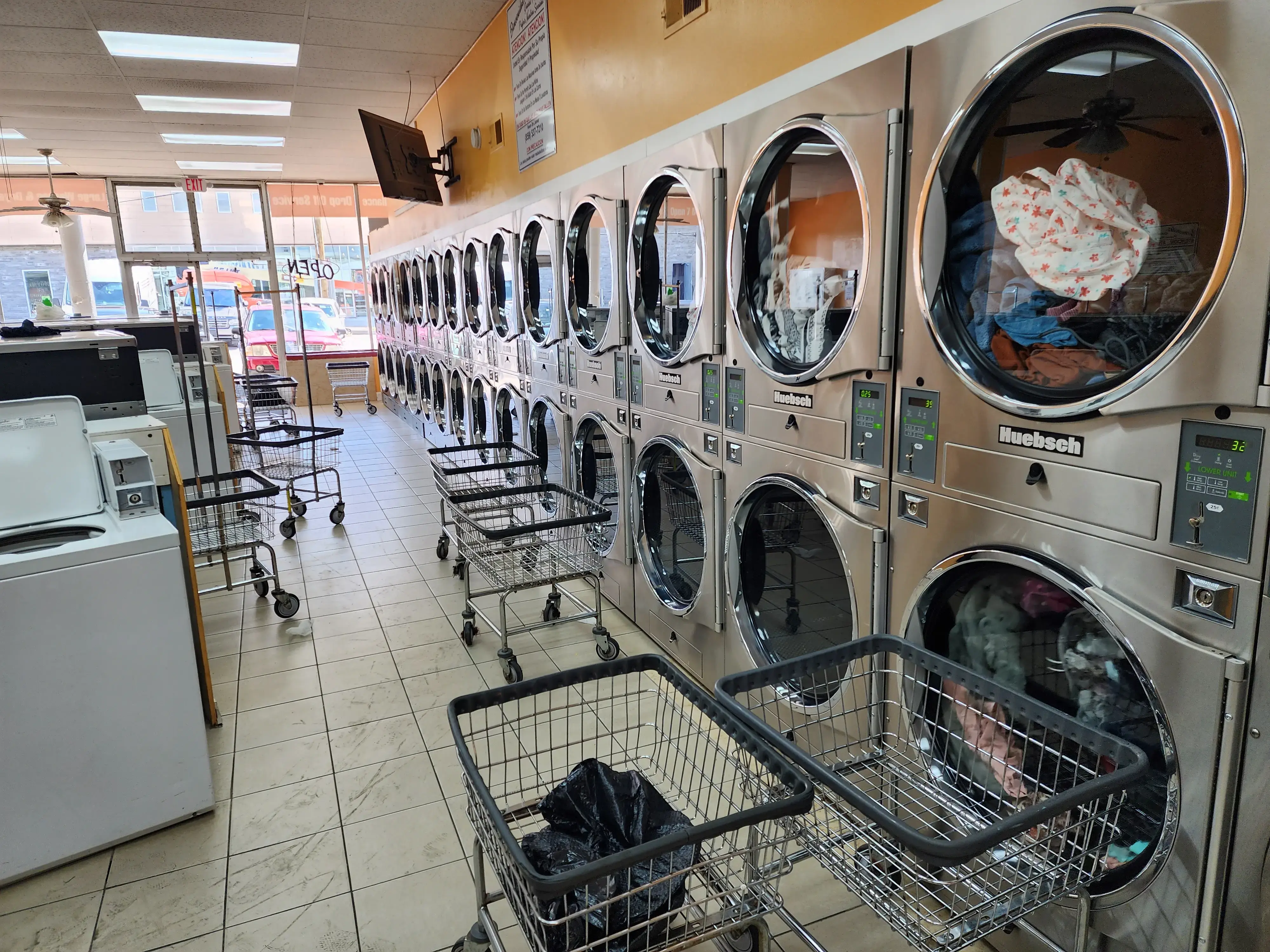 Village Coin Laundry thumbnail 17