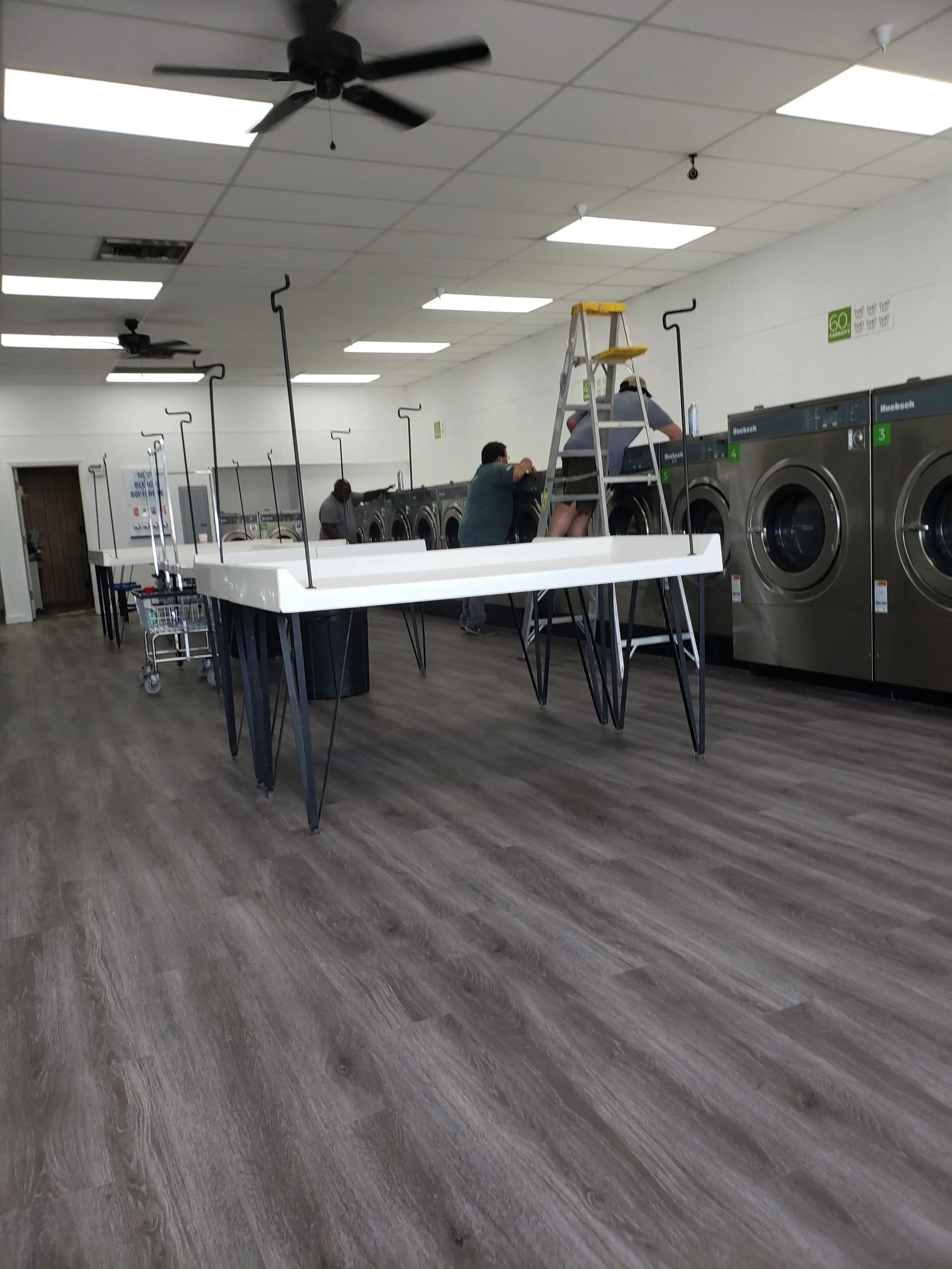 Village Coin Laundry thumbnail 11