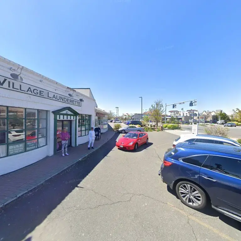 Village Launderette - Image 8