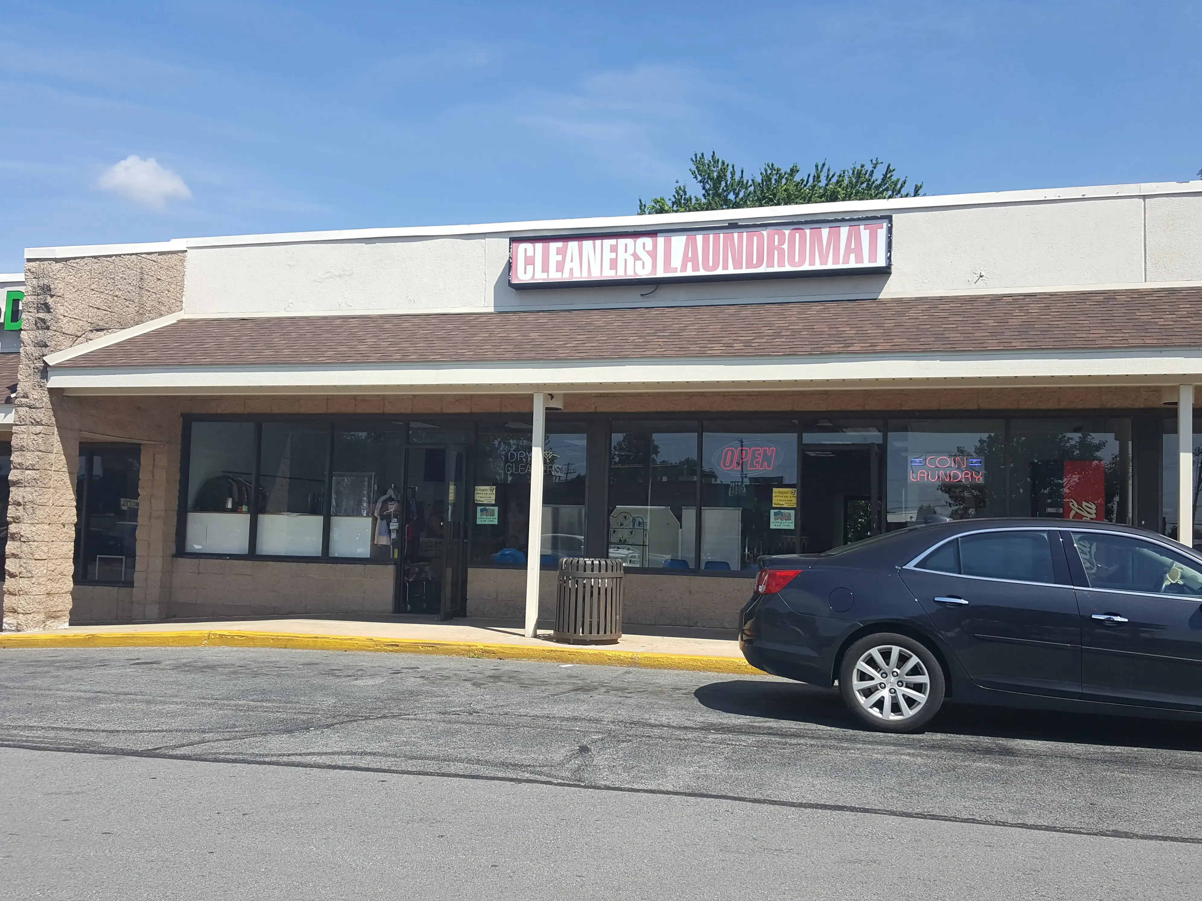 Village Laundermat & Cleaners thumbnail 18