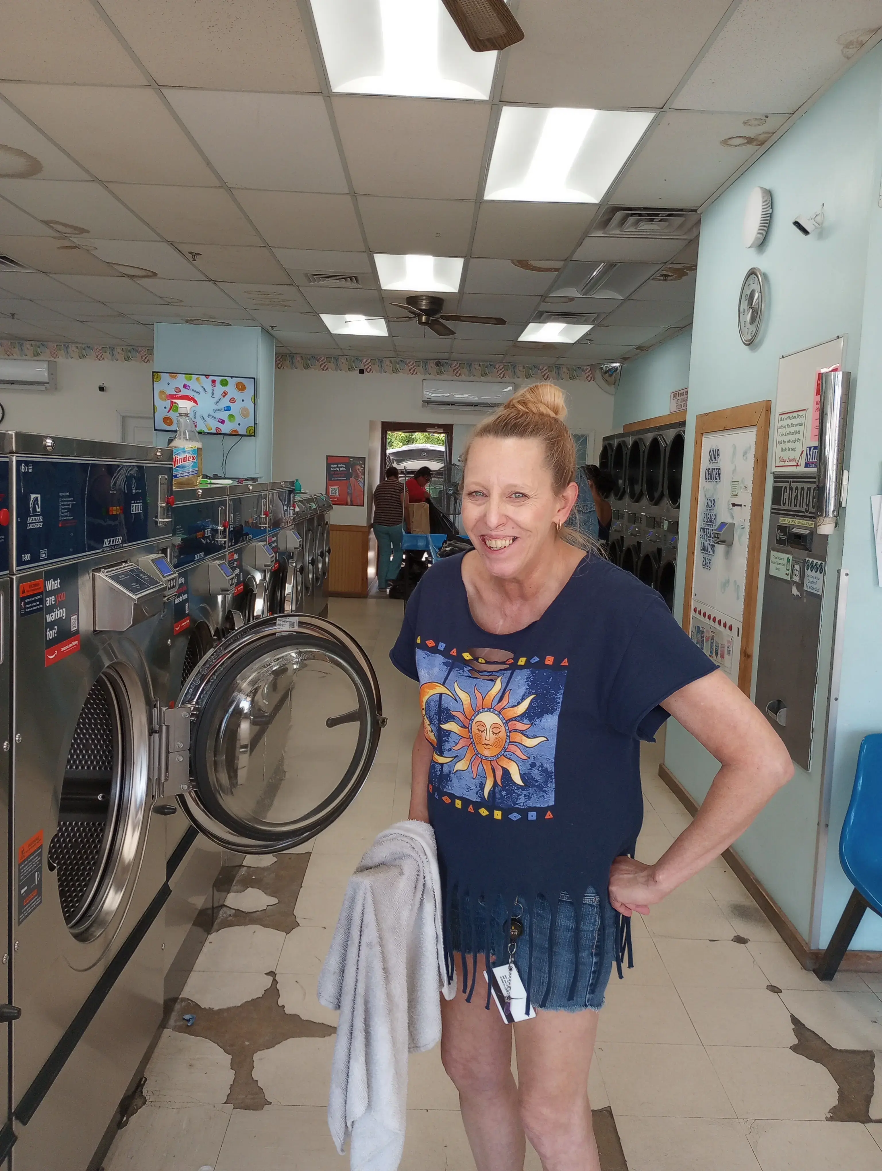 Village Laundermat & Cleaners thumbnail 7