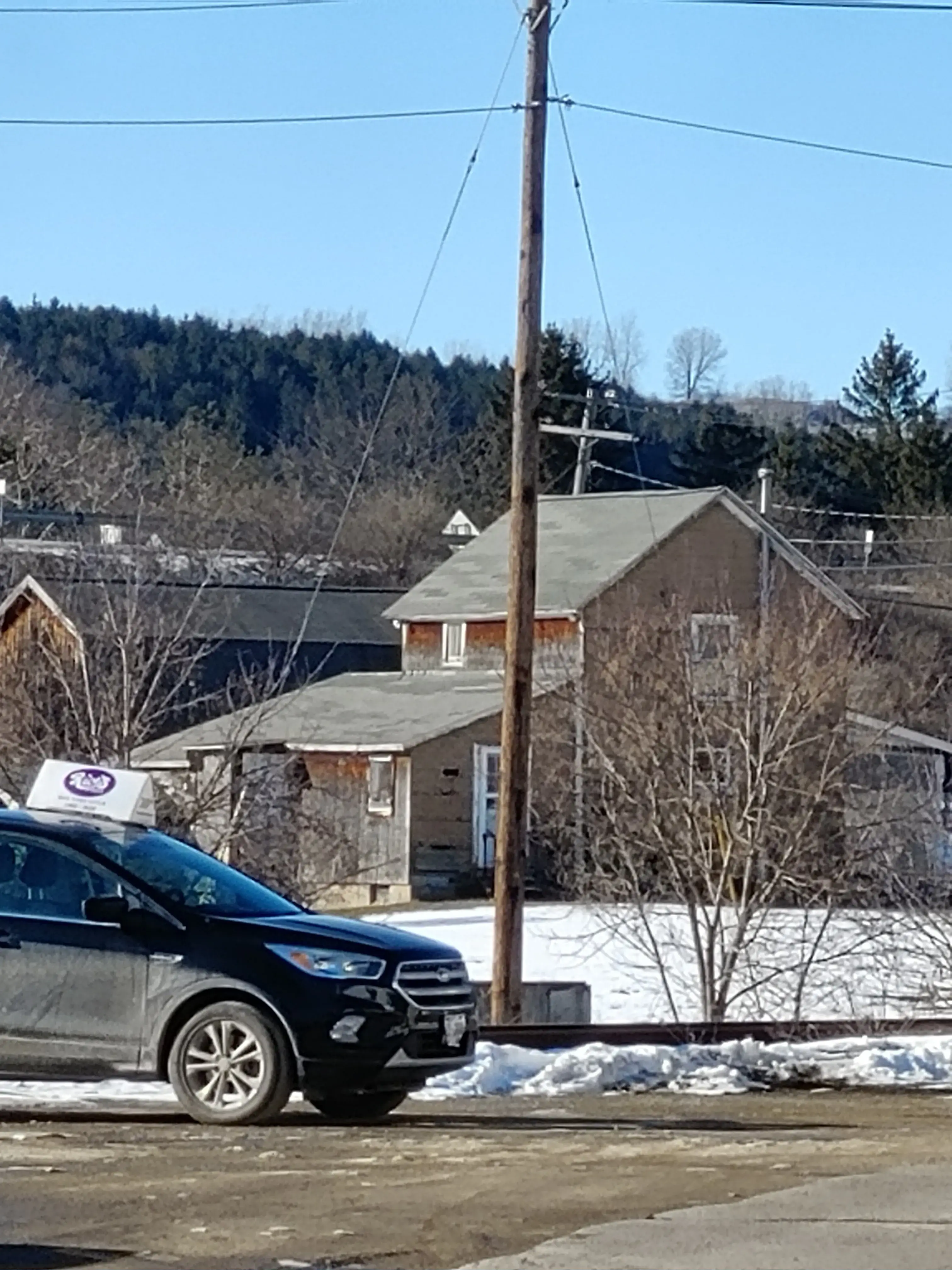 Village Laundromat - Image 8