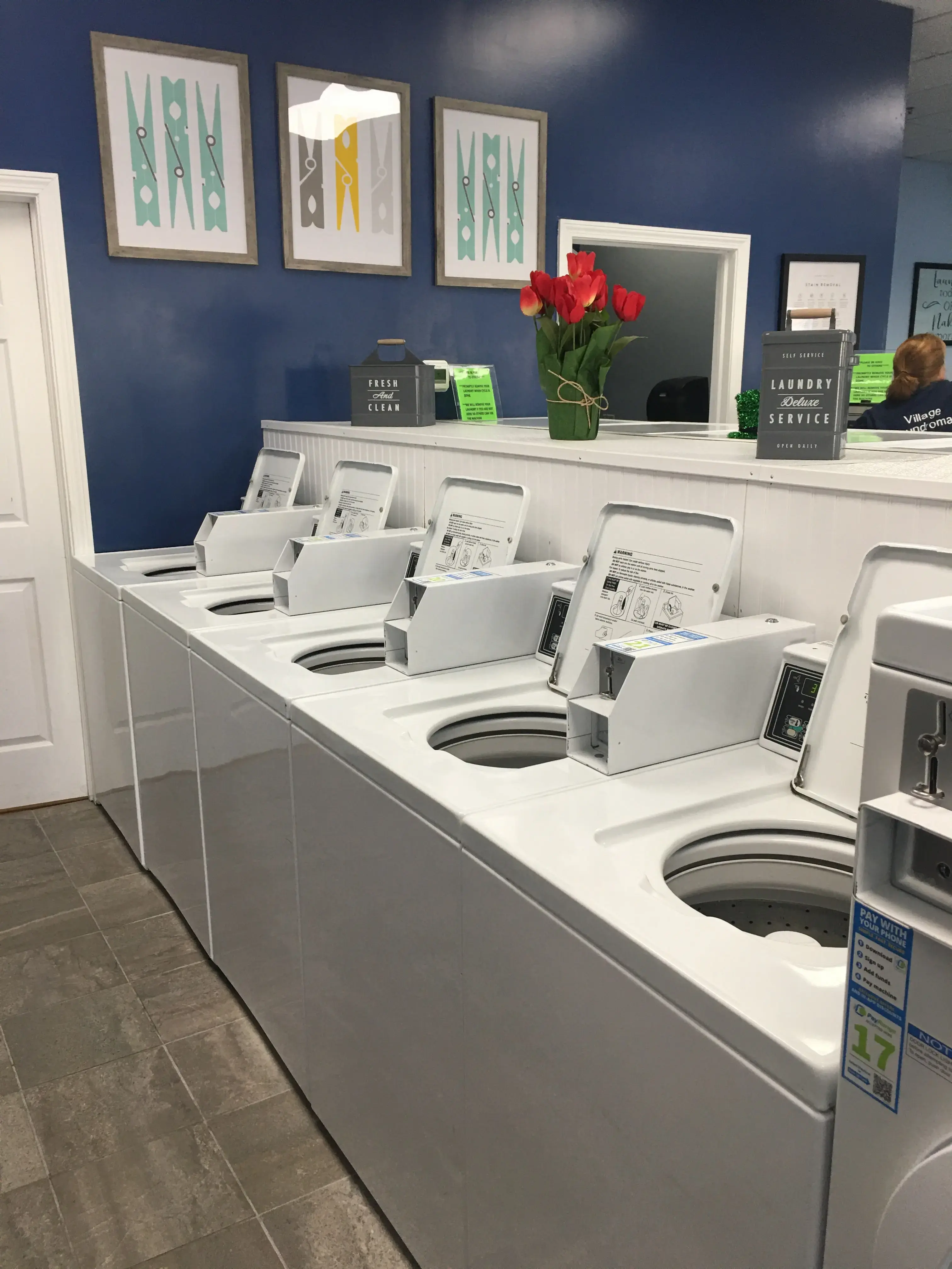 Village Laundromat thumbnail 4