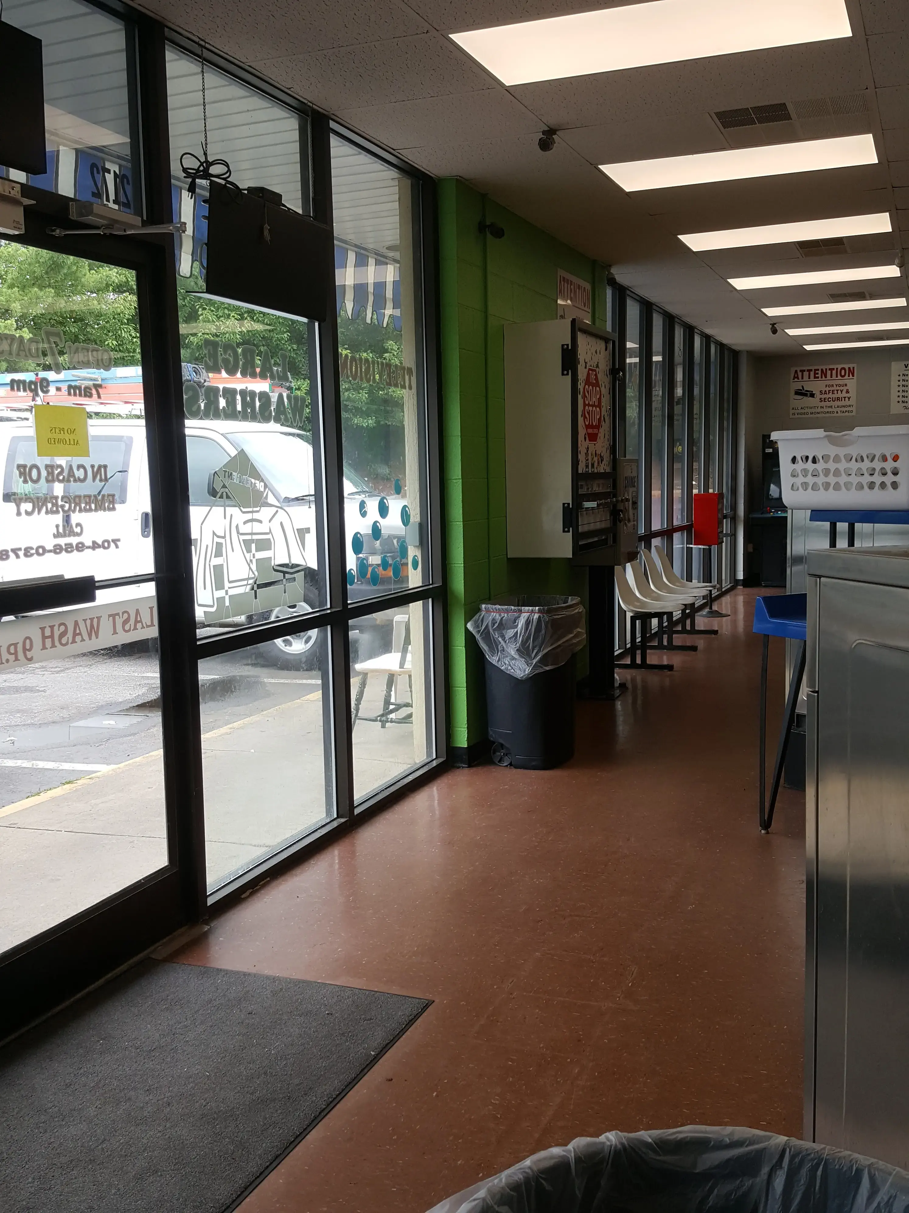 Village Laundry Center thumbnail 4