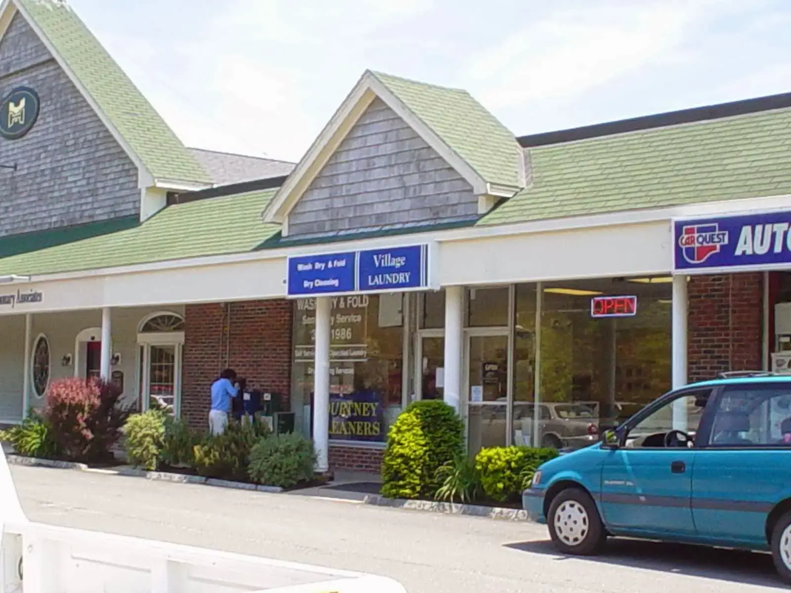 Village Laundry - Image 12
