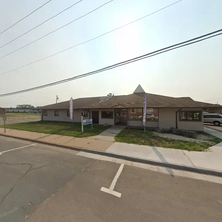 Village Spin Laundromat | Spooner Wisconsin | Self-Service Laundry thumbnail 3