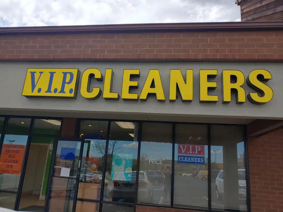 VIP Cleaners - Image 2