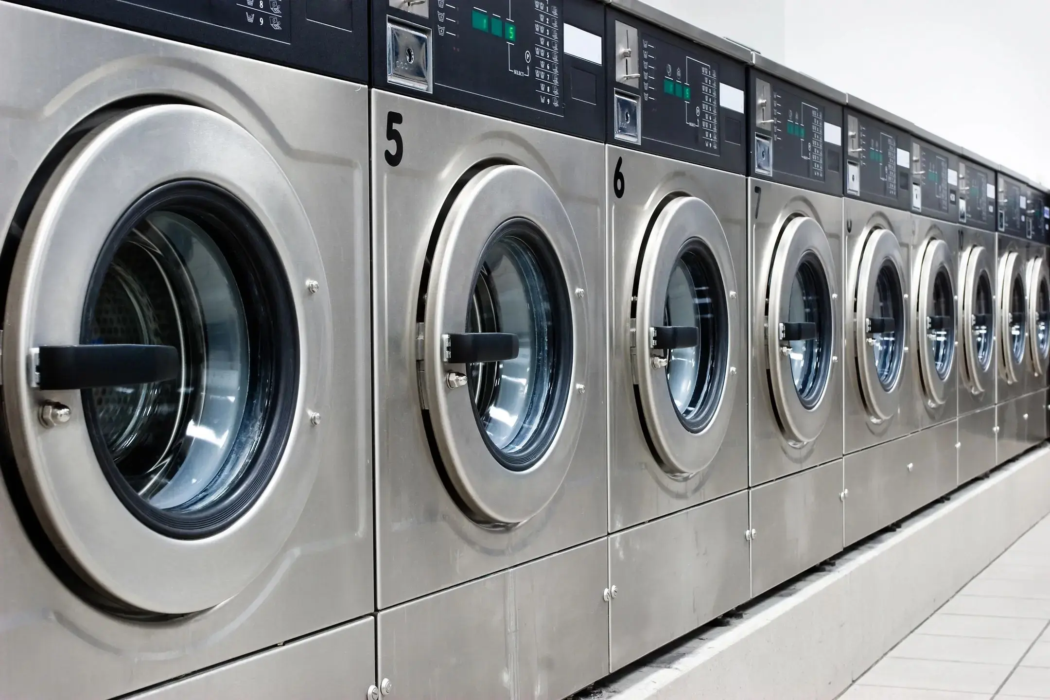 VIP Coin Laundry - Image 13