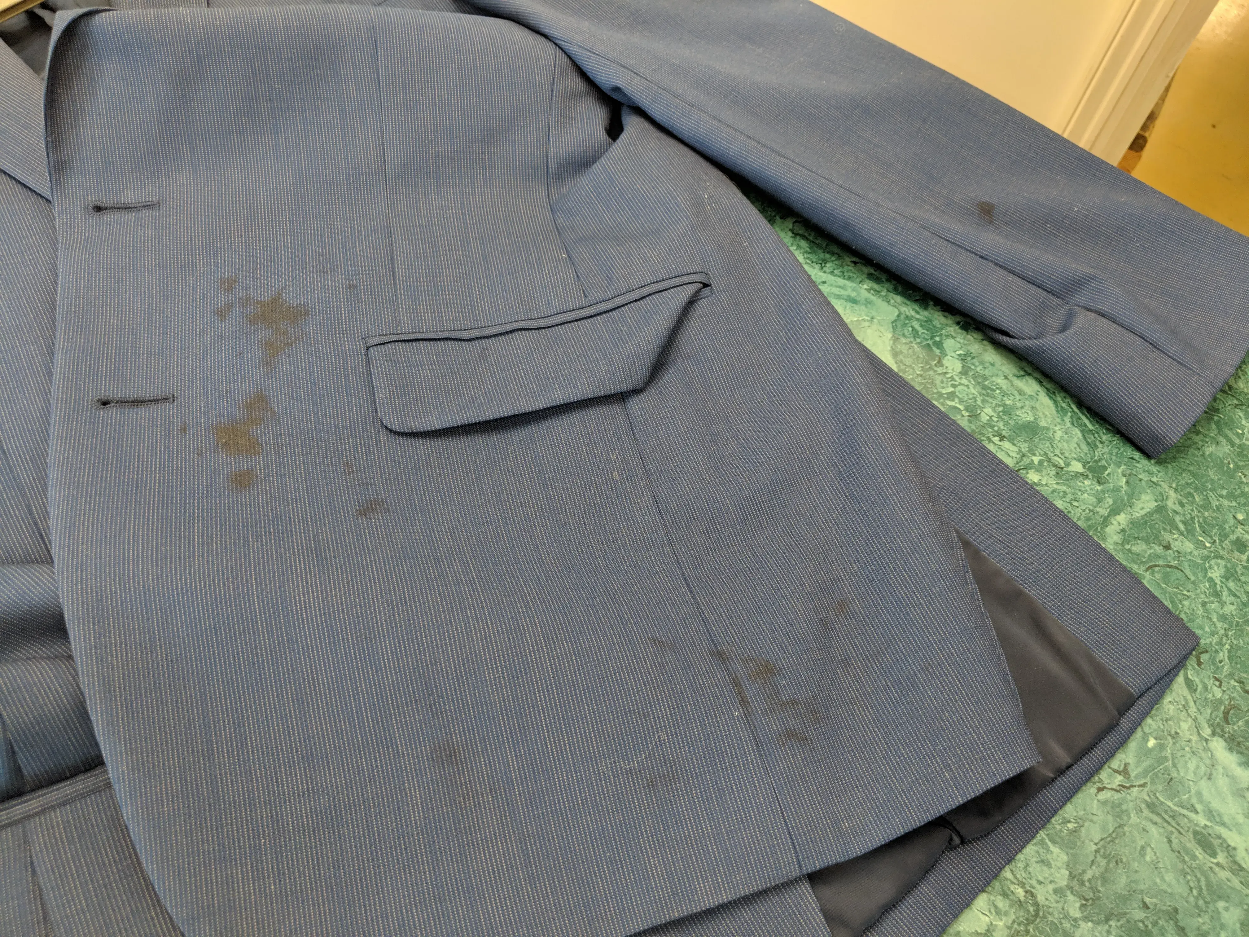 VIP Dry Cleaners & Alterations thumbnail 16