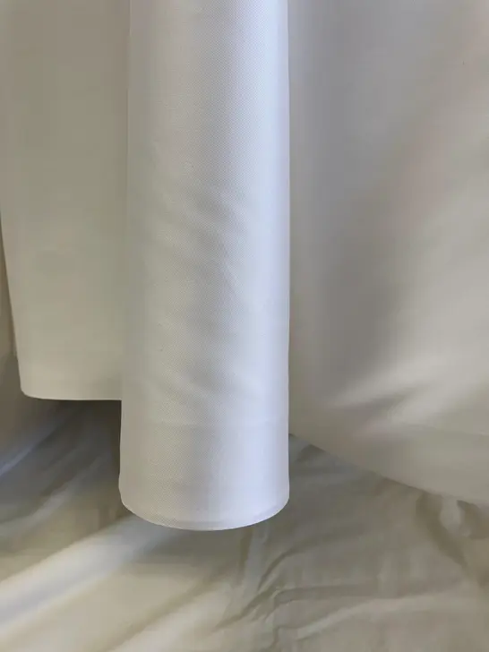 Vista Cleaners - Image 30