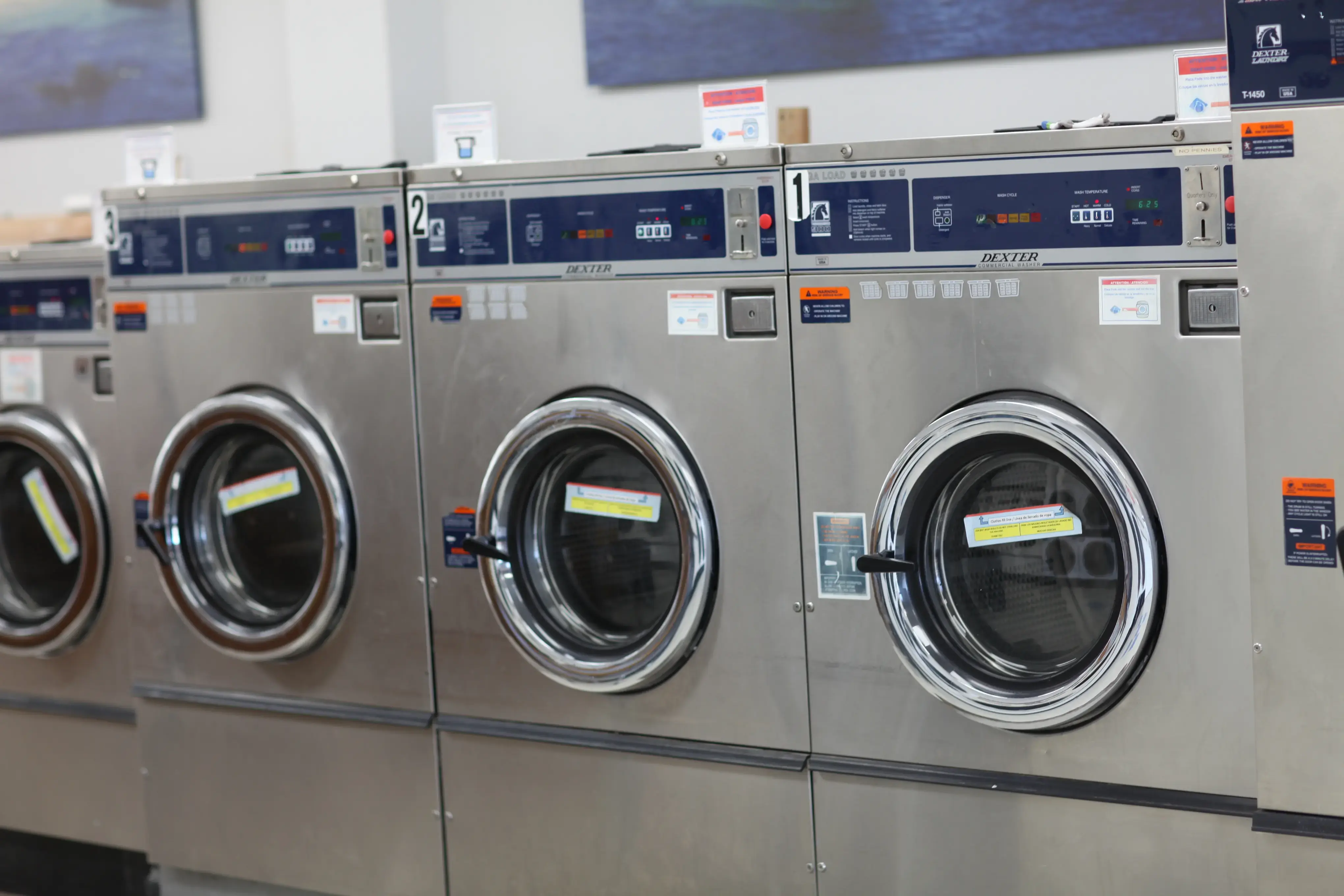 Vista Coin Laundry thumbnail 18
