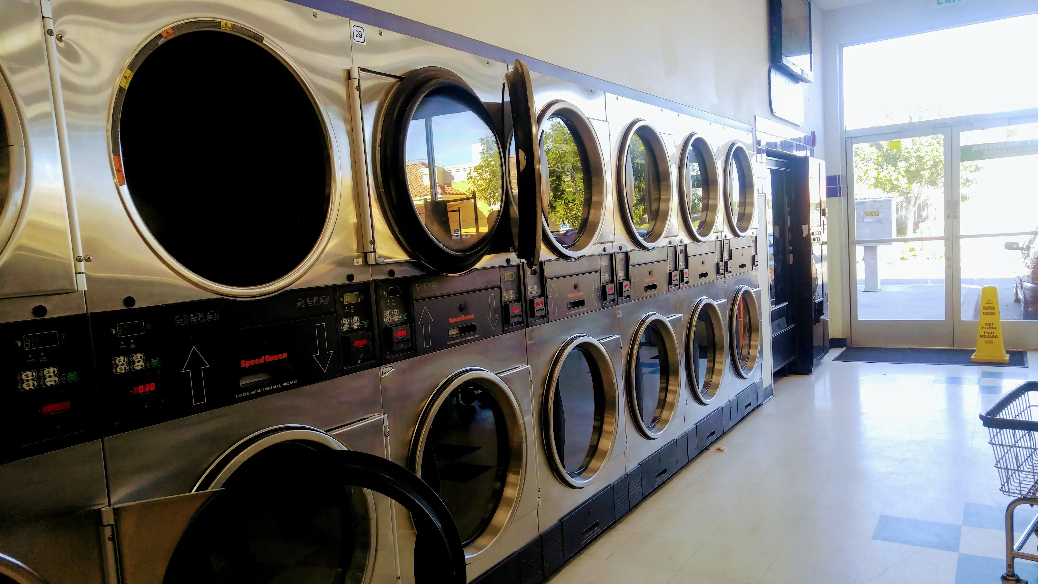 Vista Laundry Place - Image 10