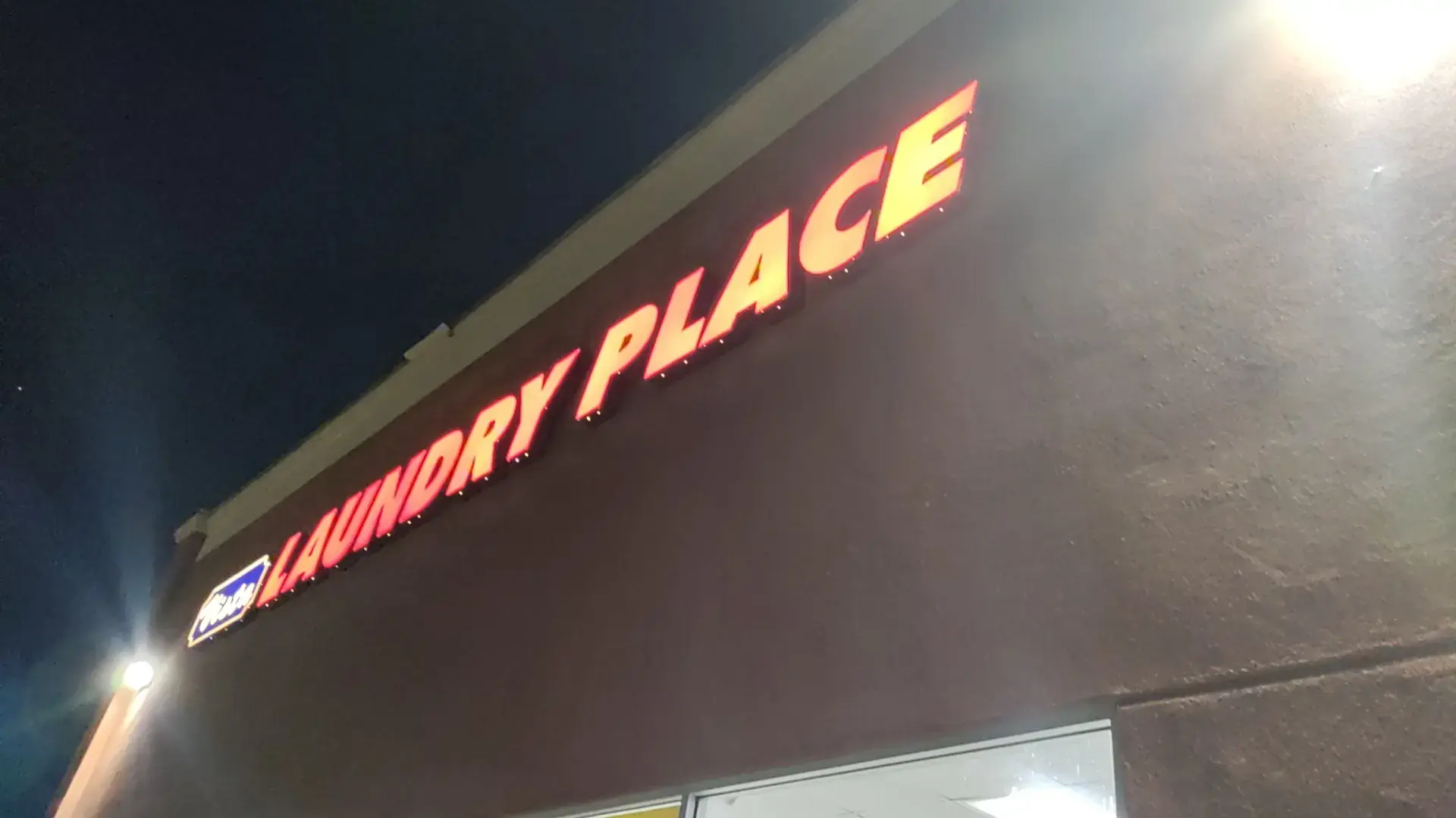 Vista Laundry Place thumbnail 14