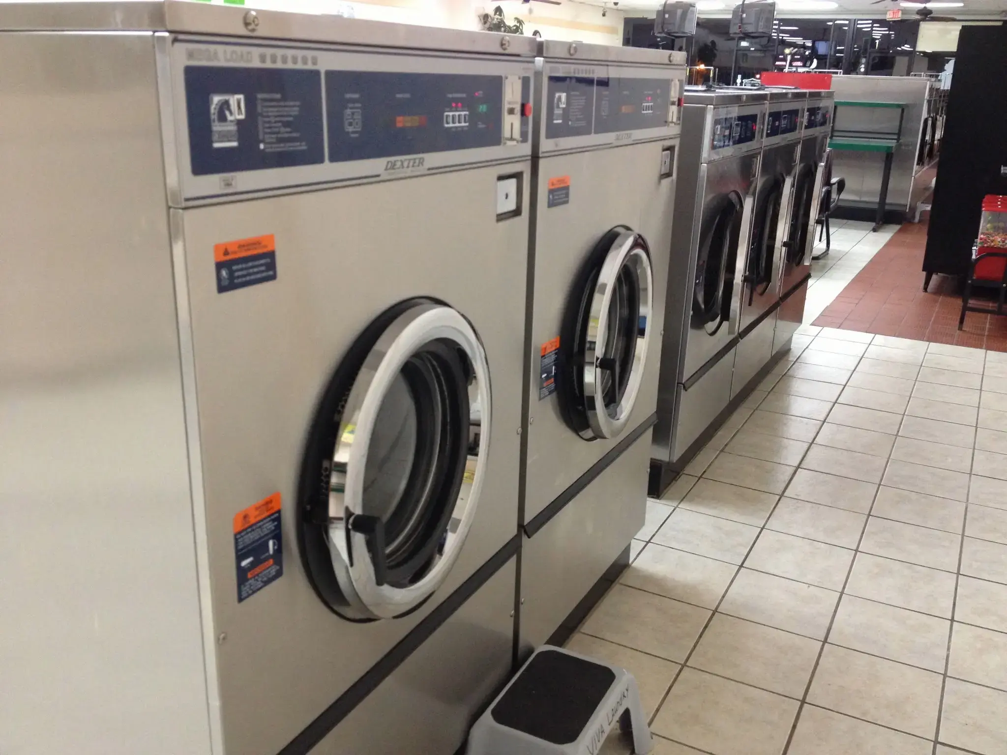 Viva Coin Laundromat - Lavanderia thumbnail 11