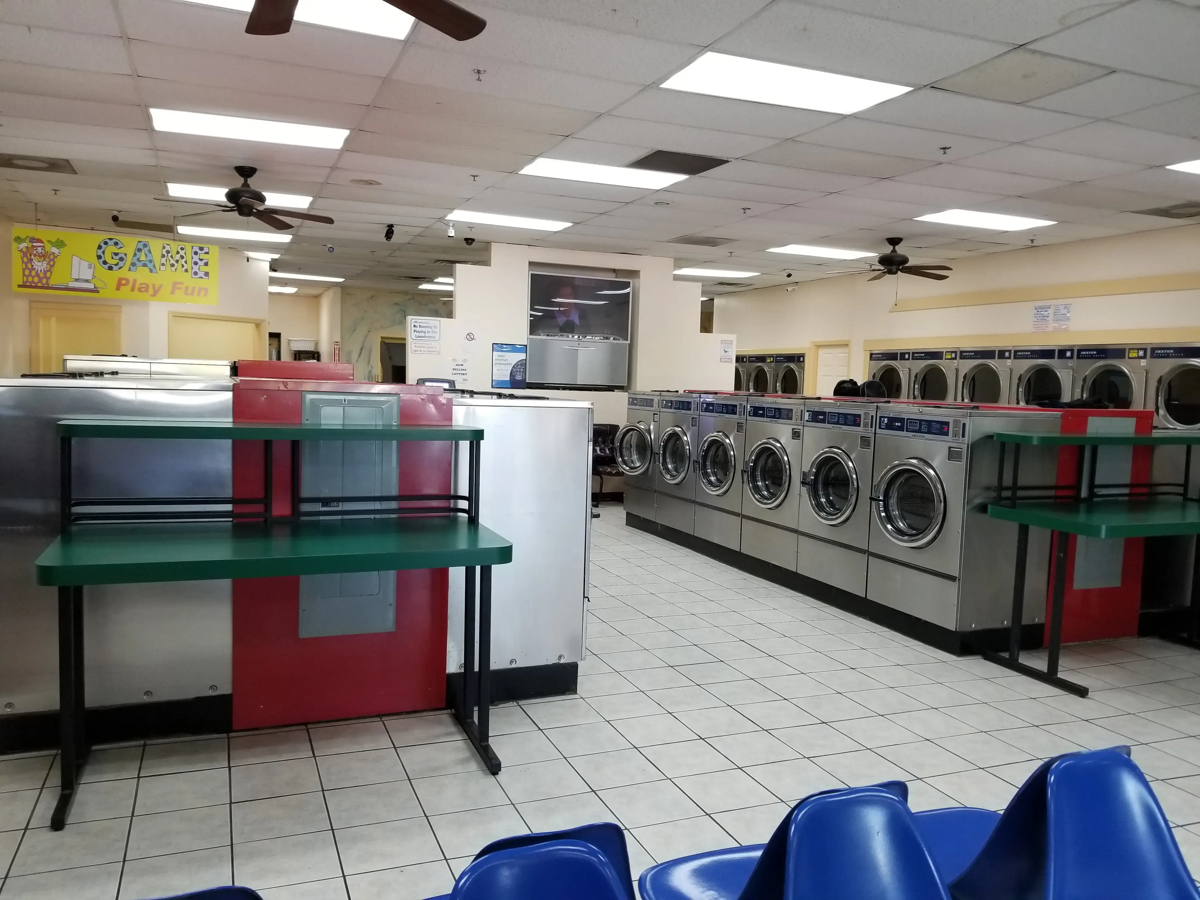 Viva Coin Laundromat - Lavanderia - Image 7