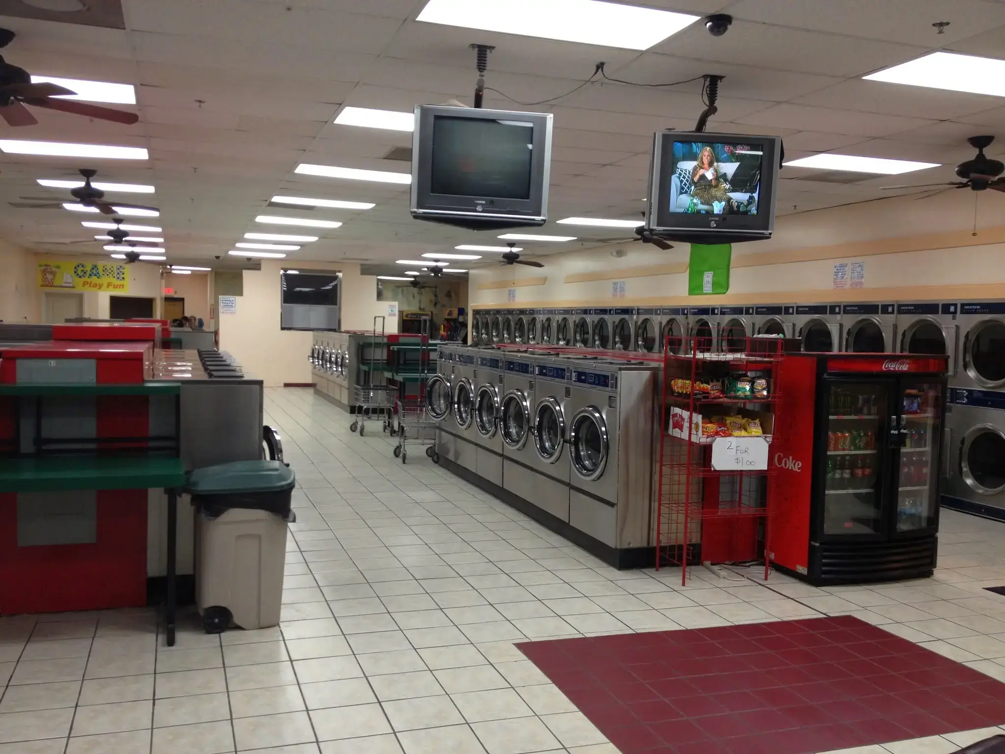 Viva Coin Laundromat - Lavanderia - Image 19