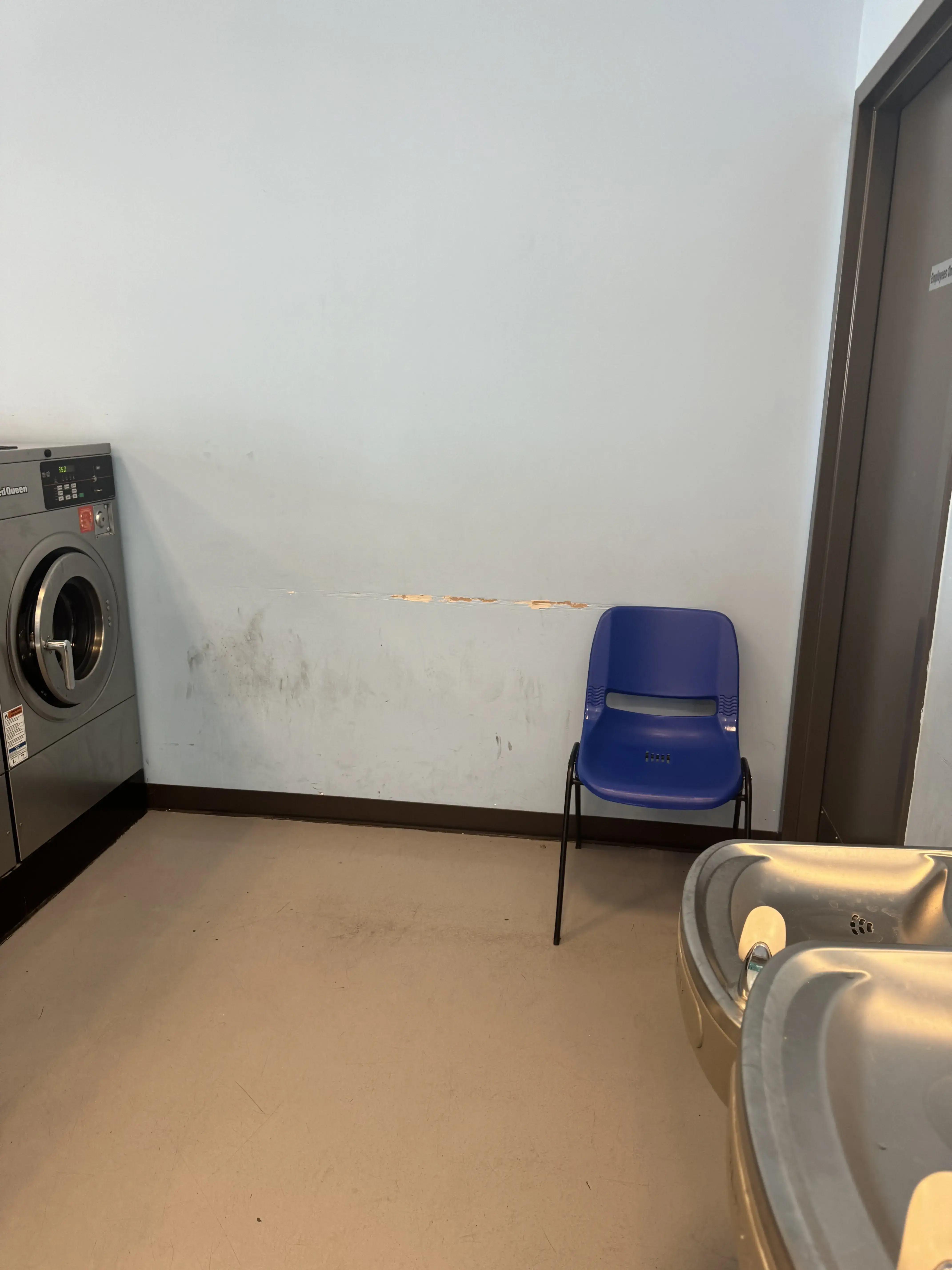 Viva Coin Laundromat thumbnail 7