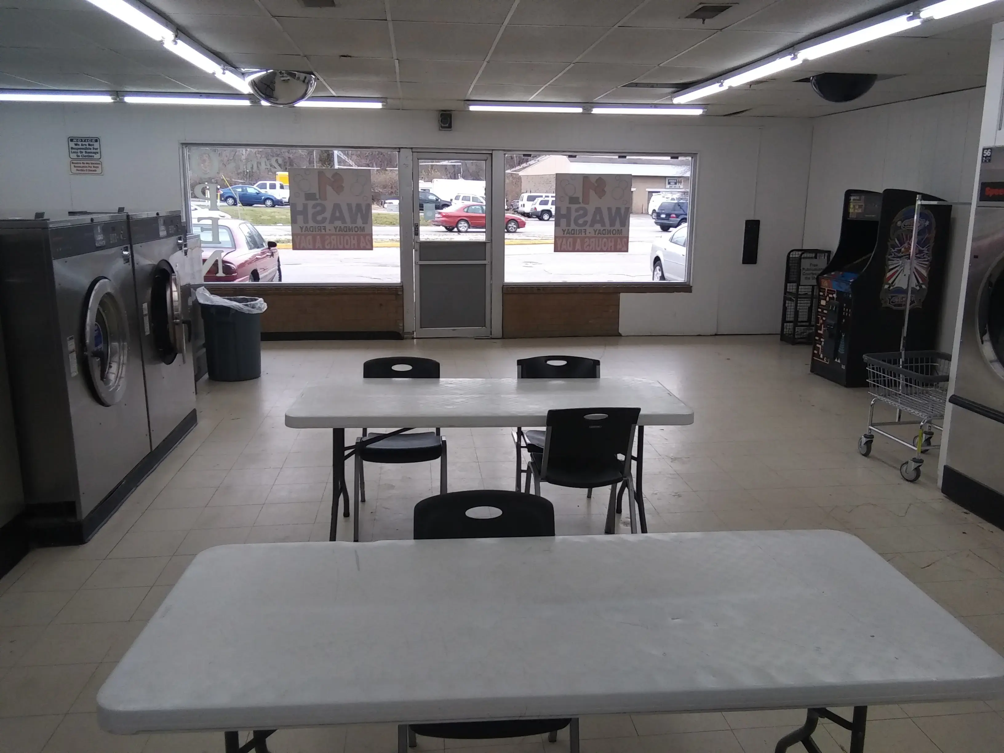 Vivion West Coin Laundry thumbnail 18