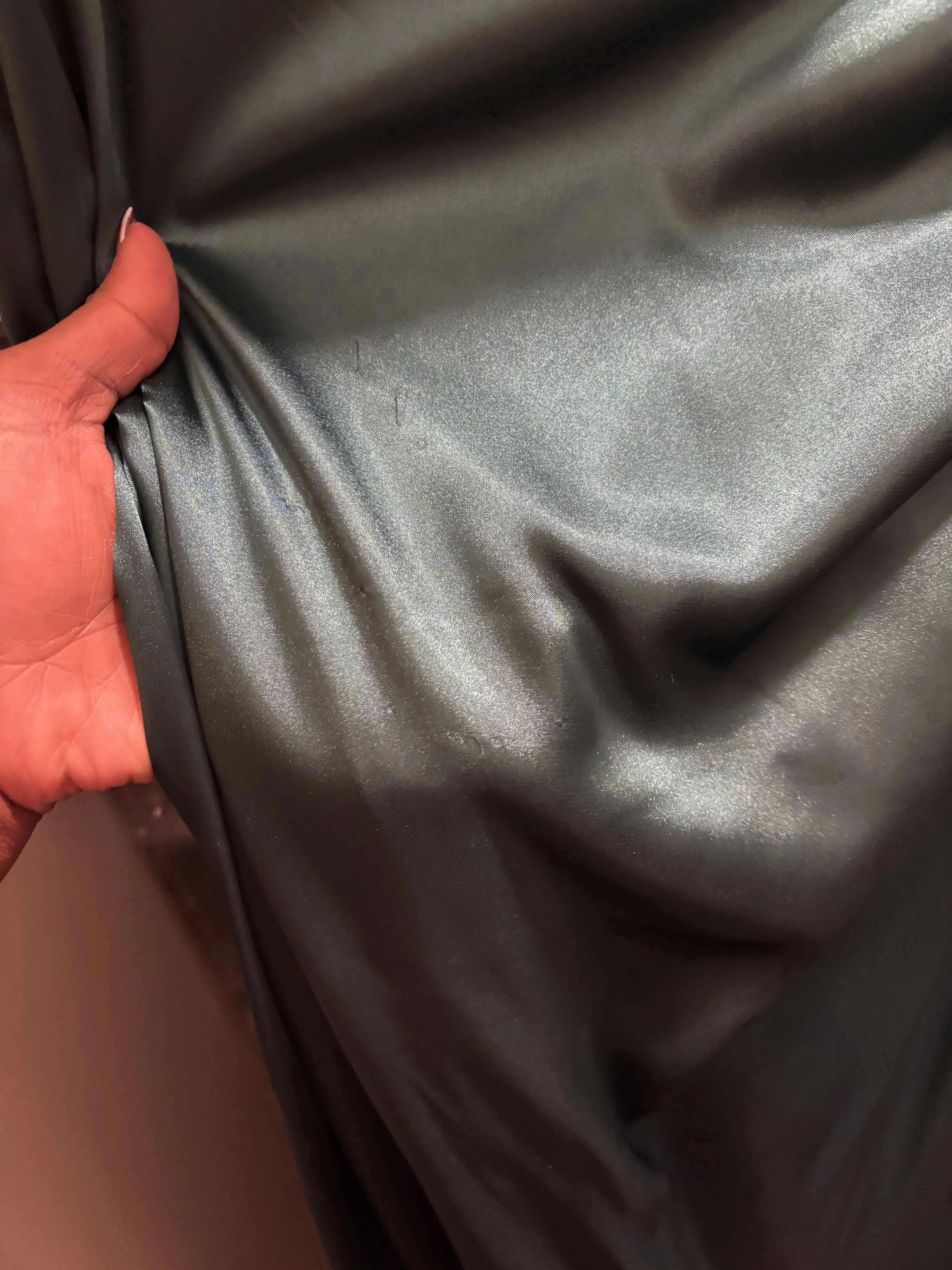 Vogue Cleaners thumbnail 4