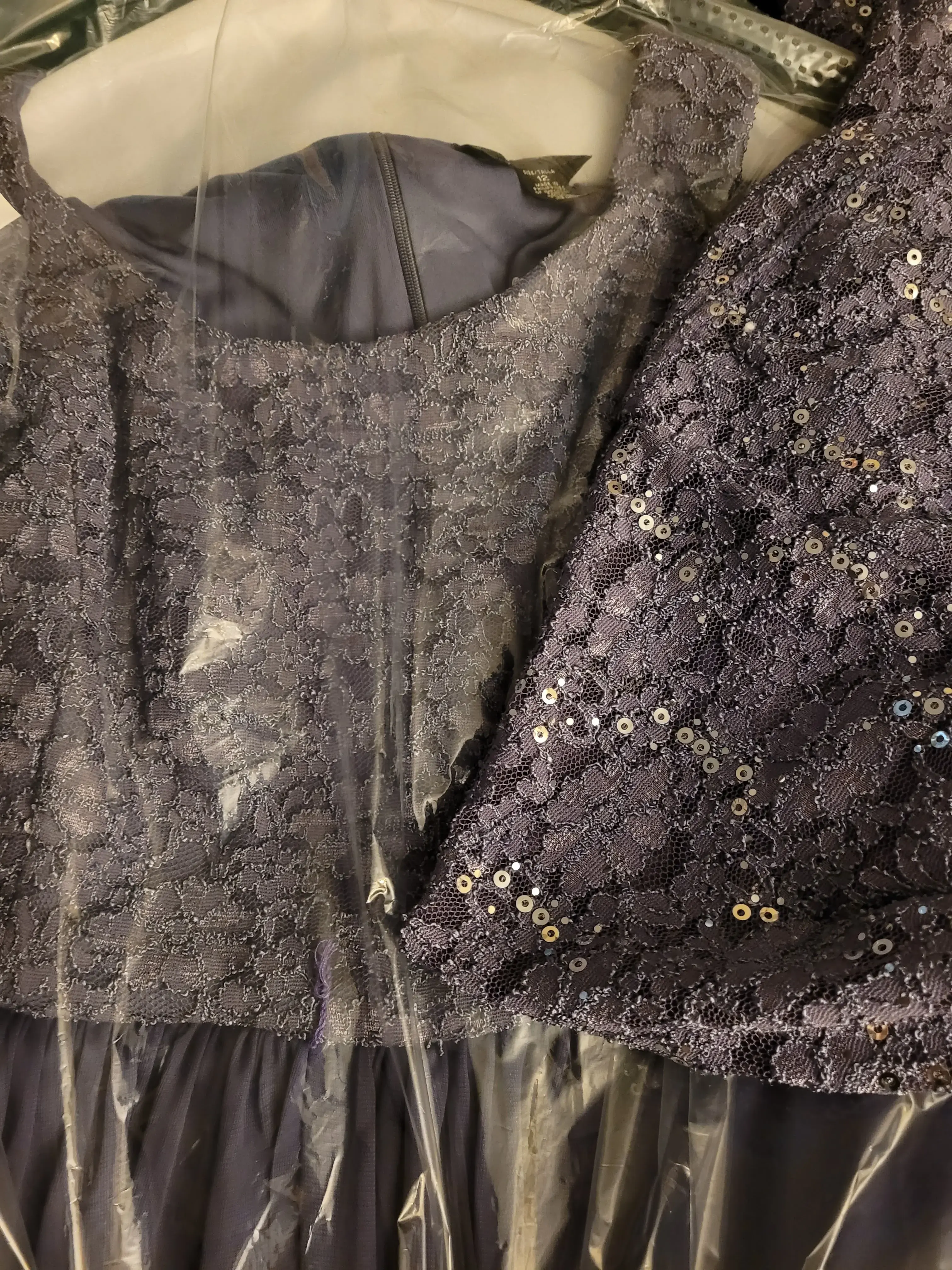Vogue Cleaners - Image 6