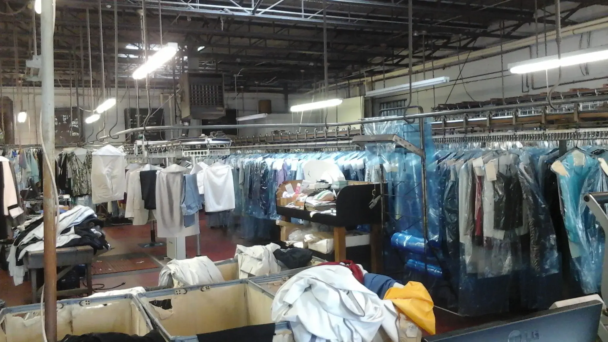 Vogue Cleaners - Image 10