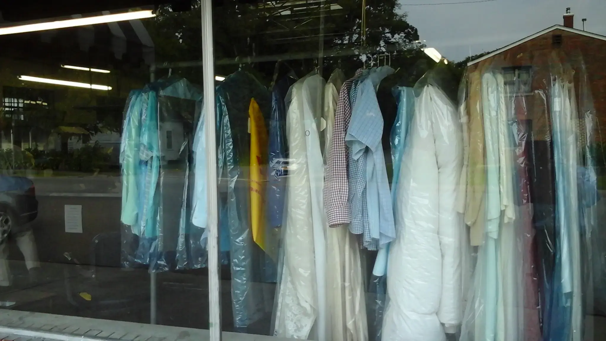 Vogue Cleaners thumbnail 12