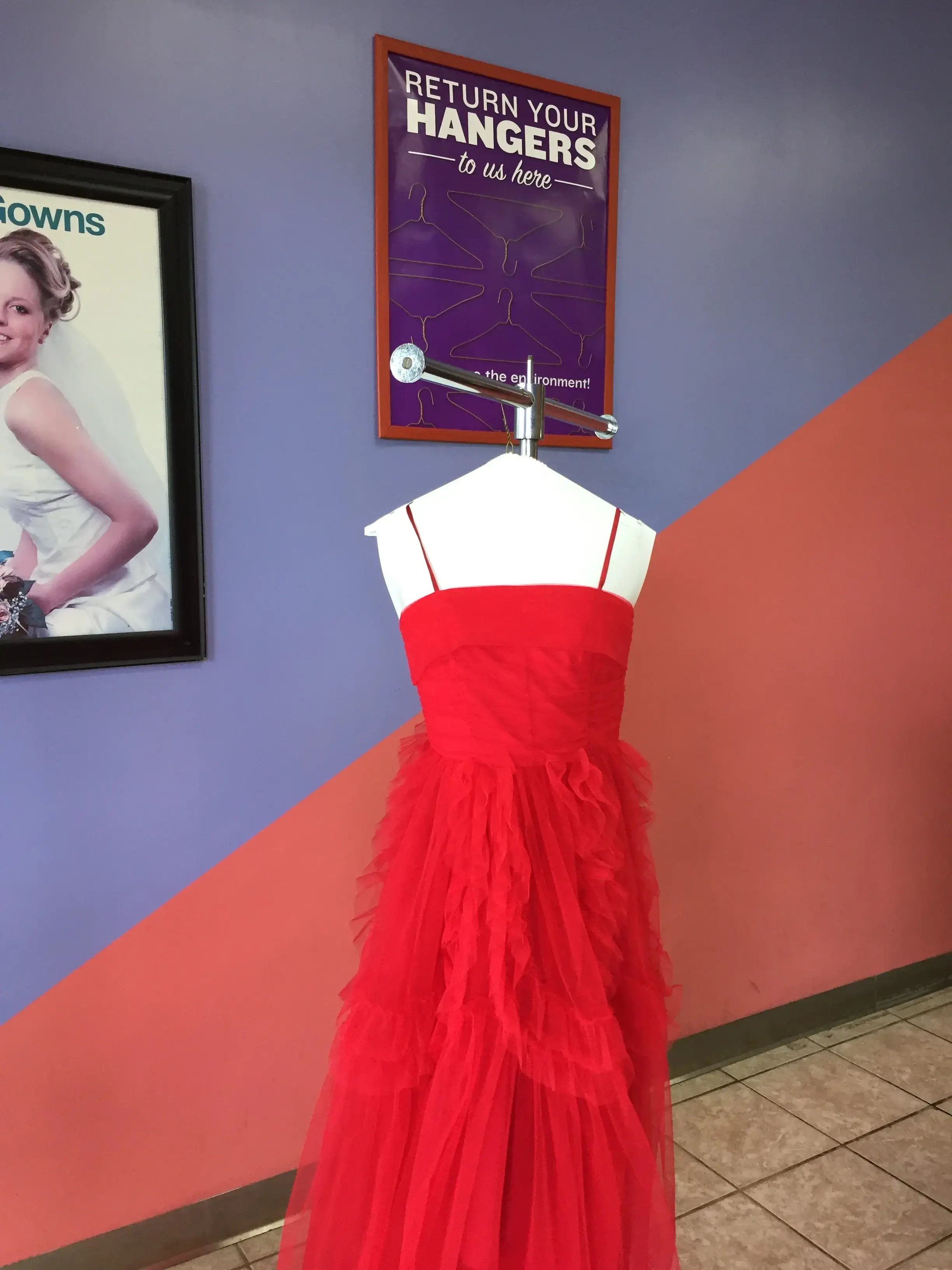 W 106 Cleaners - Image 5