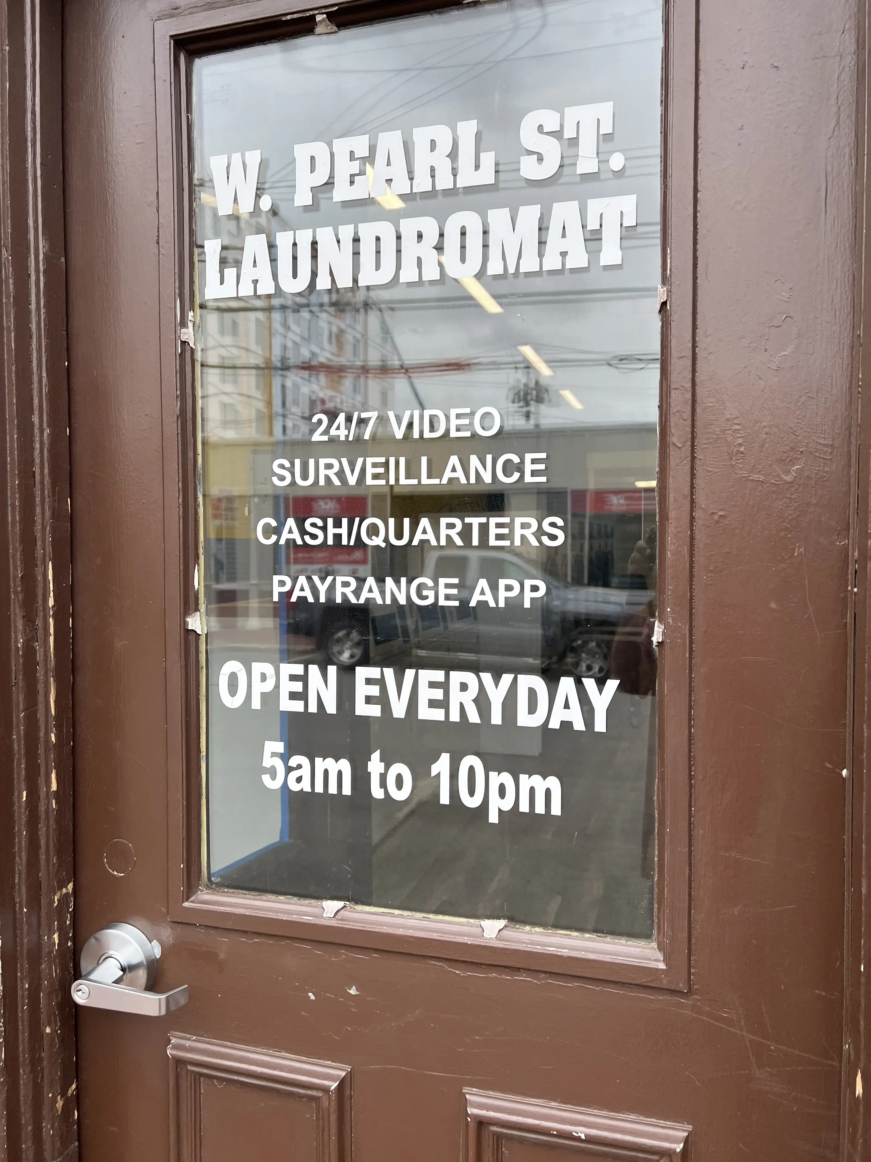 W Pearl Street Laundry thumbnail 13
