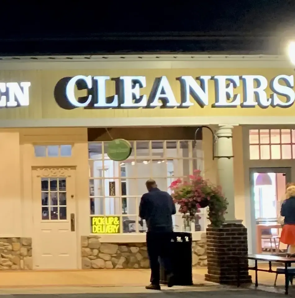 W W Family Cleaners - Image 3