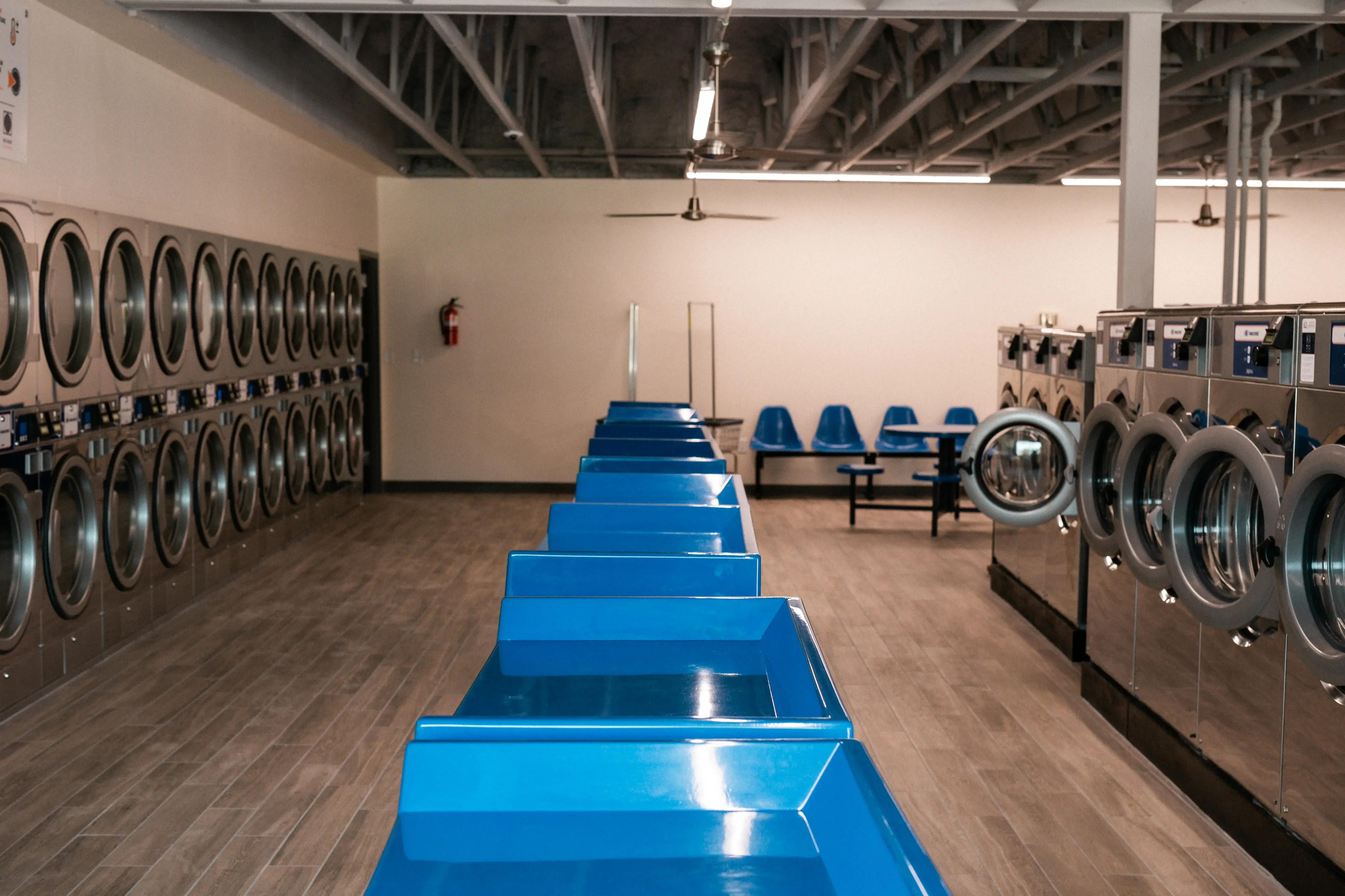Waco Drive Laundromat - Image 1