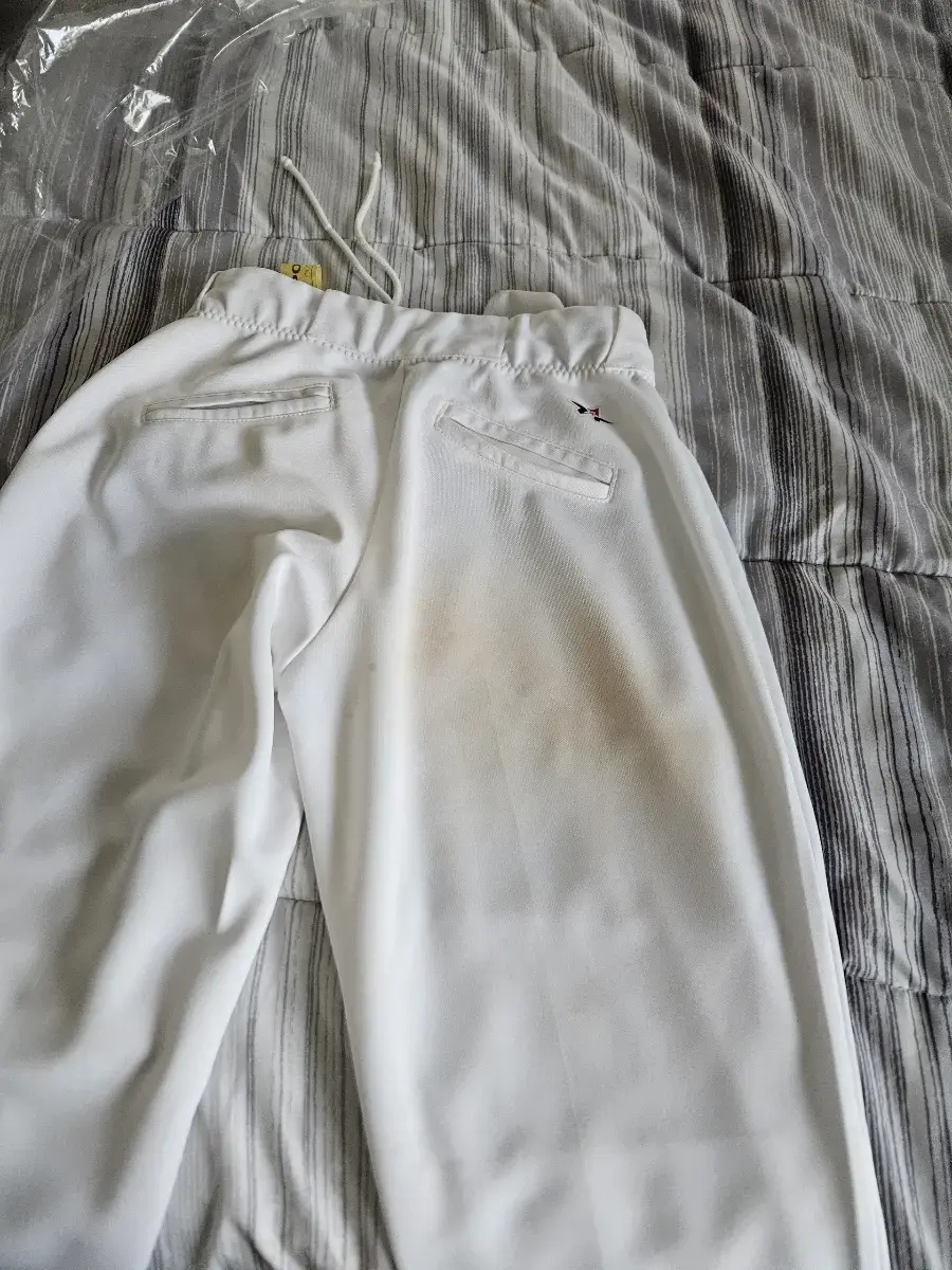 Walden Cleaners & Laundry thumbnail 16