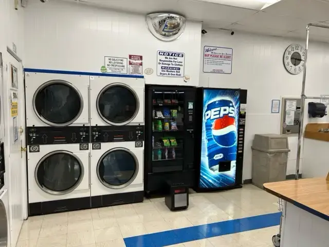 Wall2Wall Laundry - Image 12