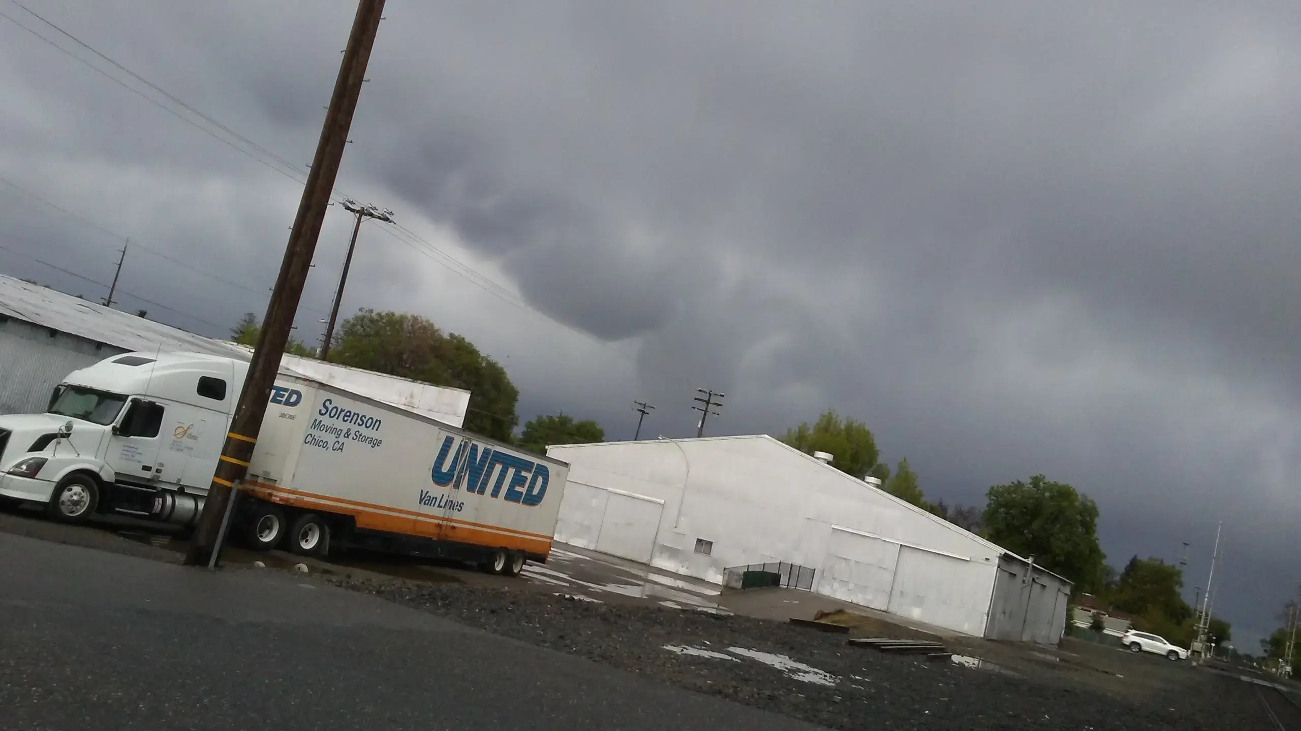 Walnut Express Laundry thumbnail 6