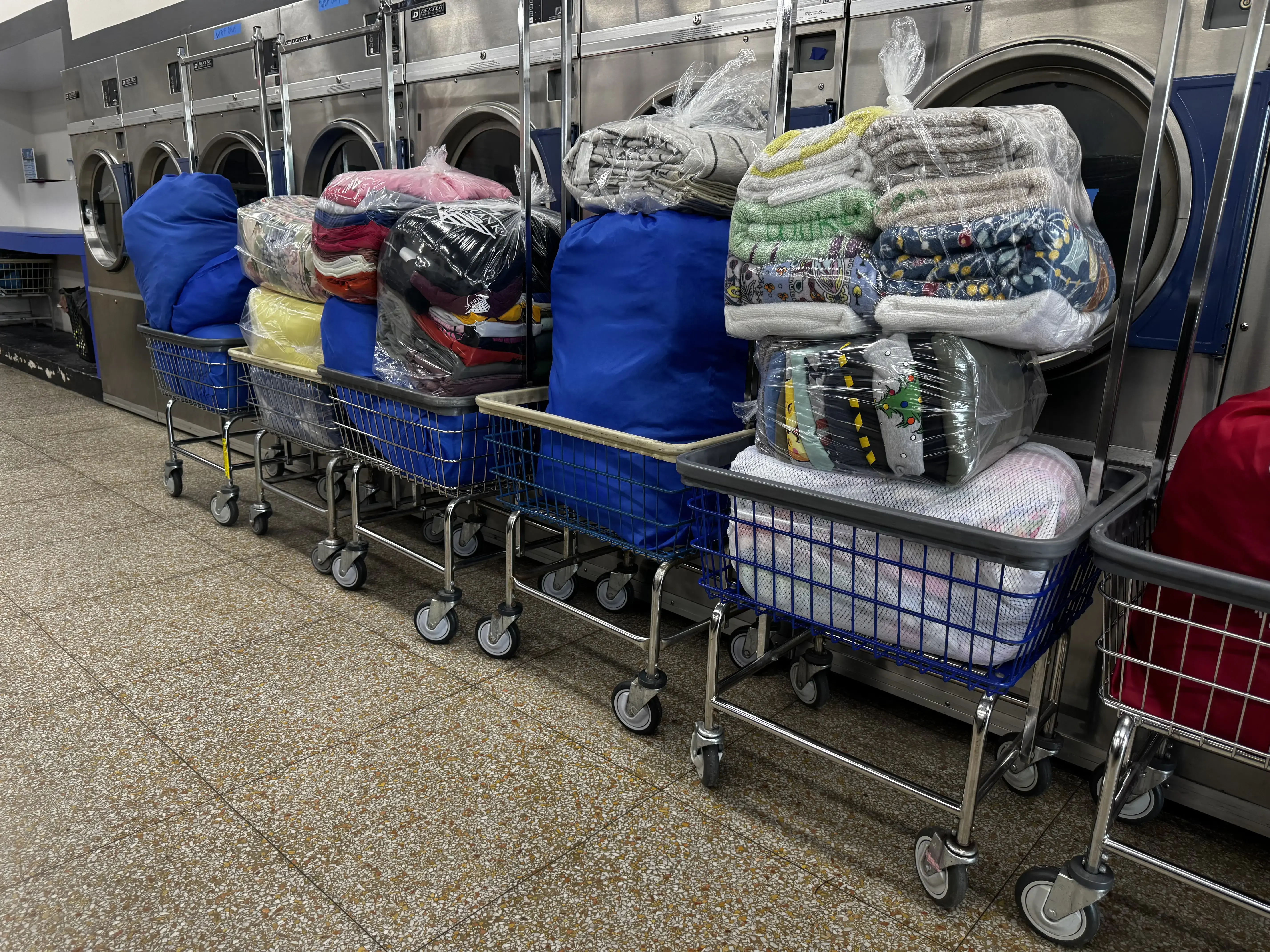 Walters Lane Laundromat - Image 7